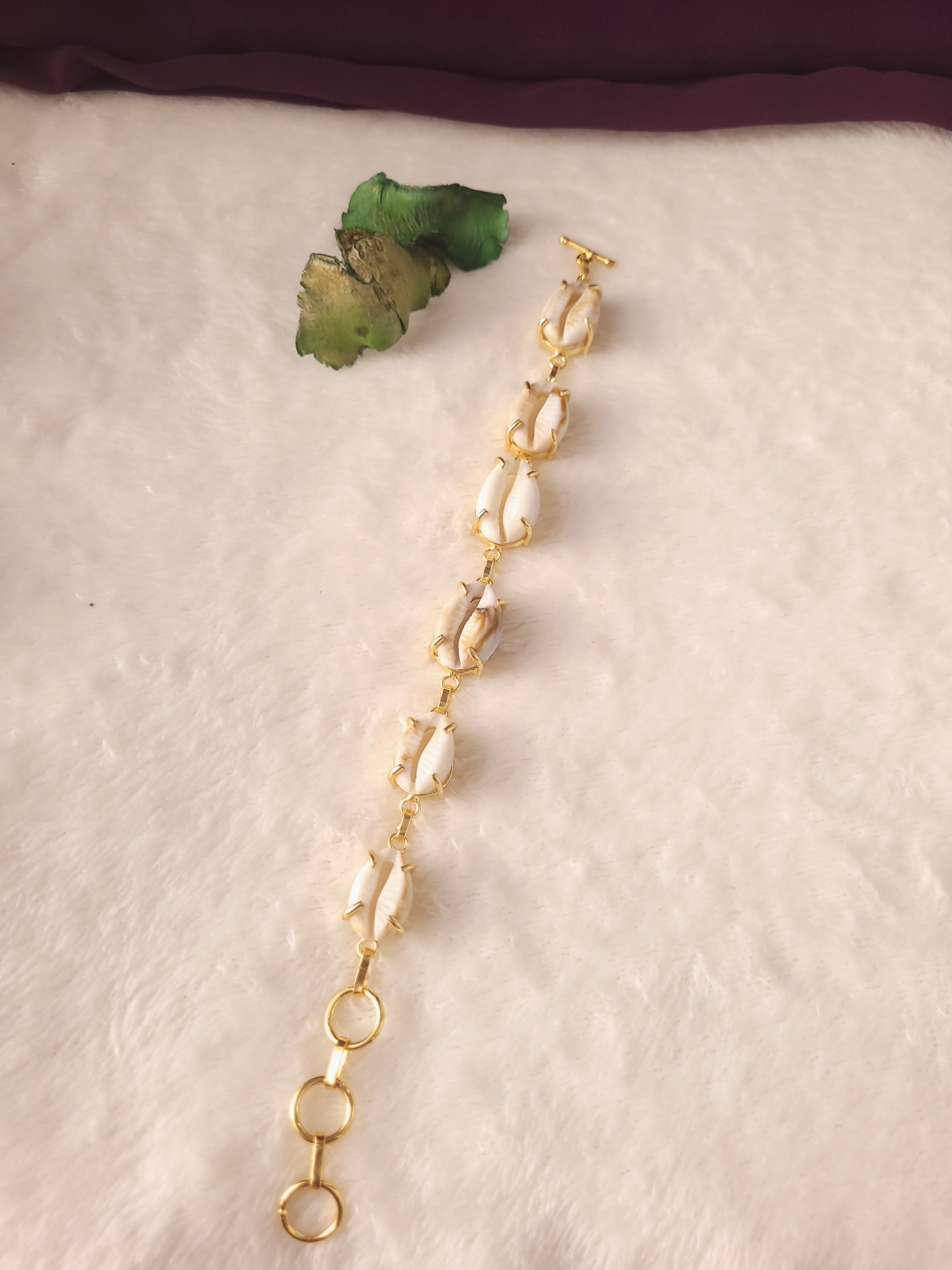 OCEARA - SHELL BRACELET