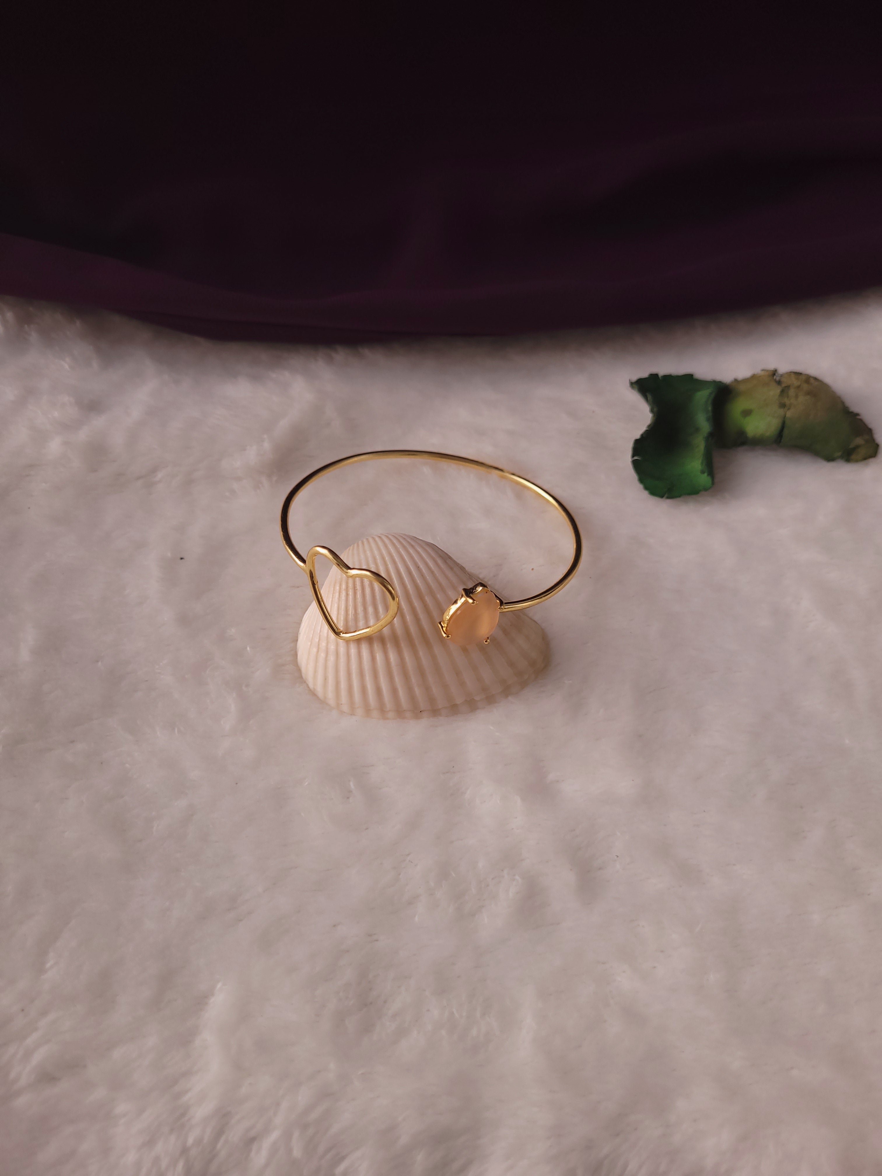 CORDIA - GOLDEN HEART STONE BANGLE