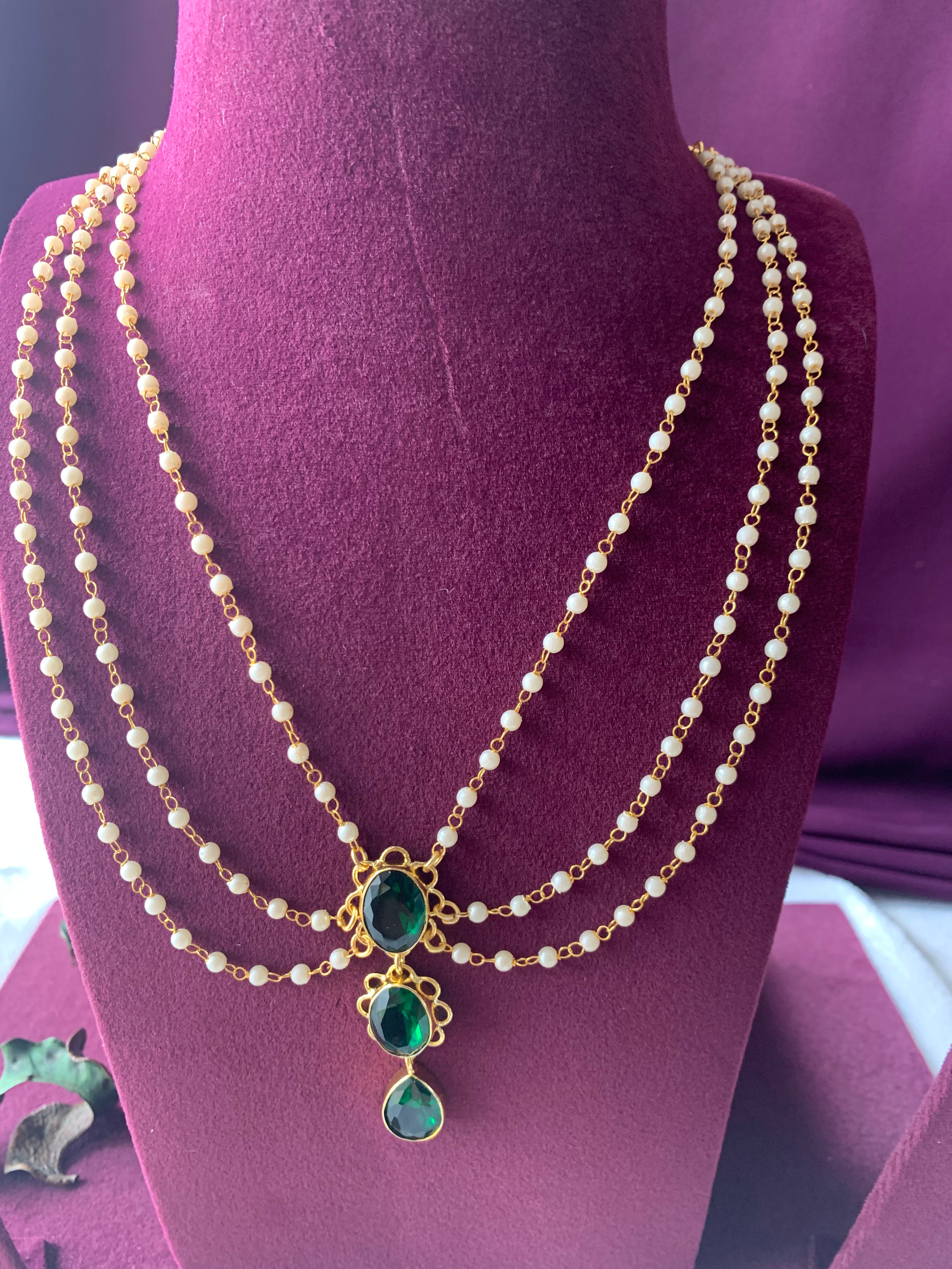 HASINI - THREE LAYER PEARL AND SHINY STONE CHOKER