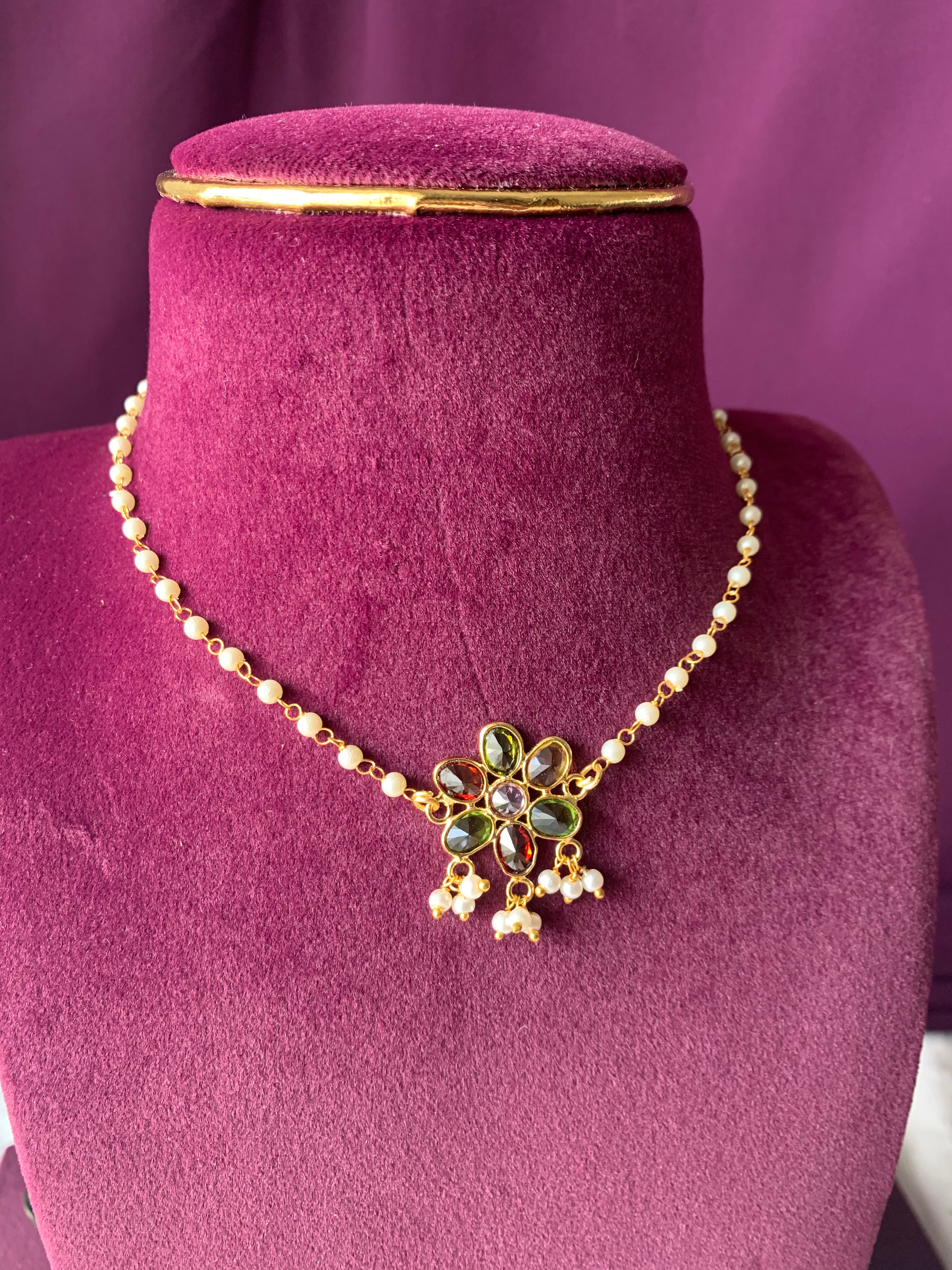 KARTHIKA - SHINY MULTISTONE FLOWER AND PEARL CHOKER