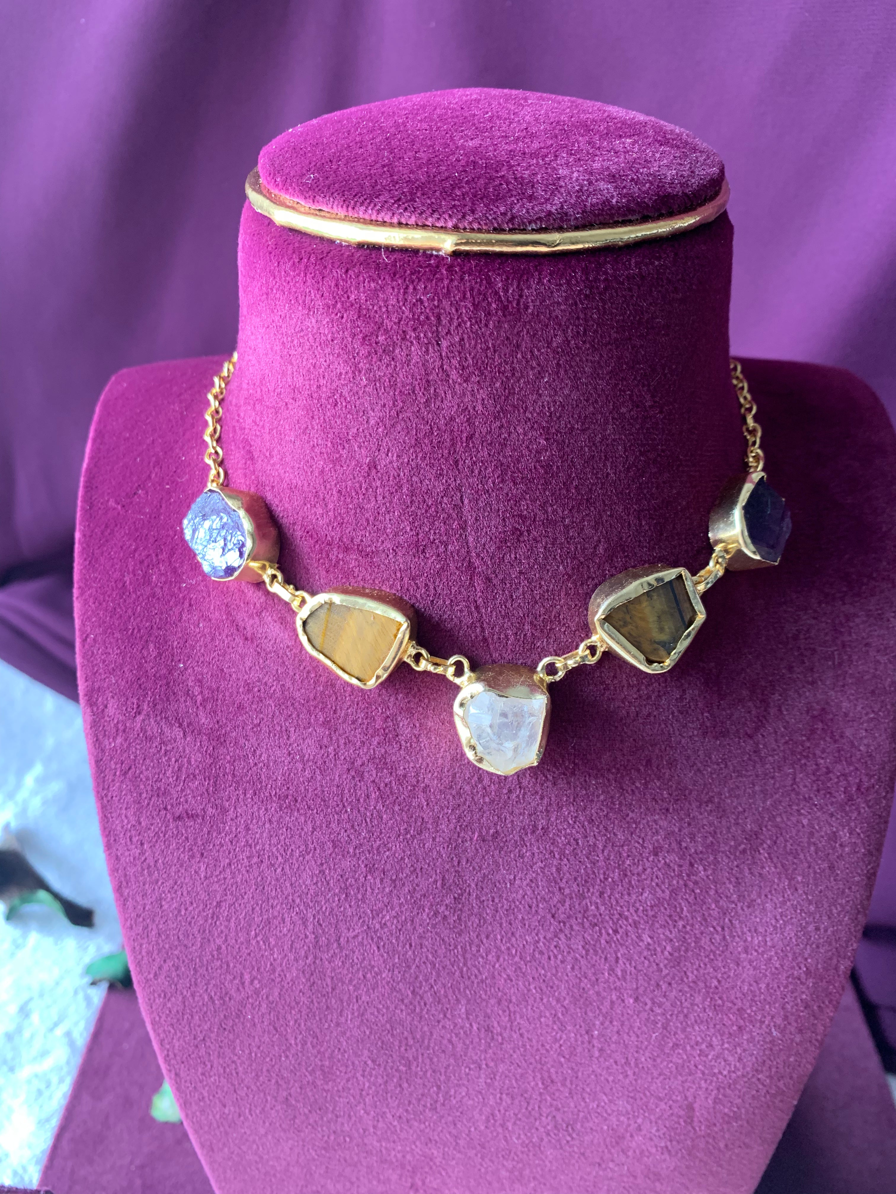 AMALA -  MULTI RAW STONE CHOKER
