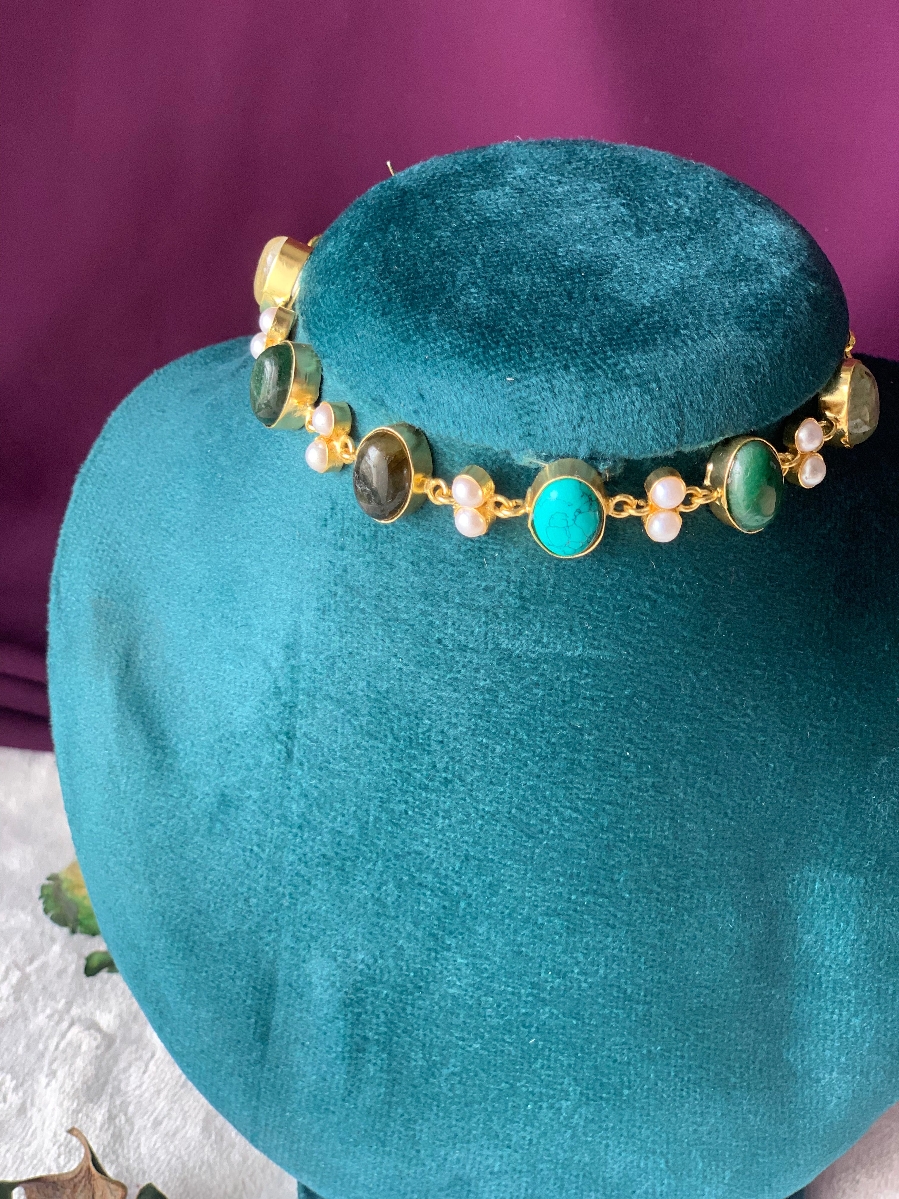 SANIYA - DOUBLE PEARL AND SHINY SINGLE STONE CHOKER