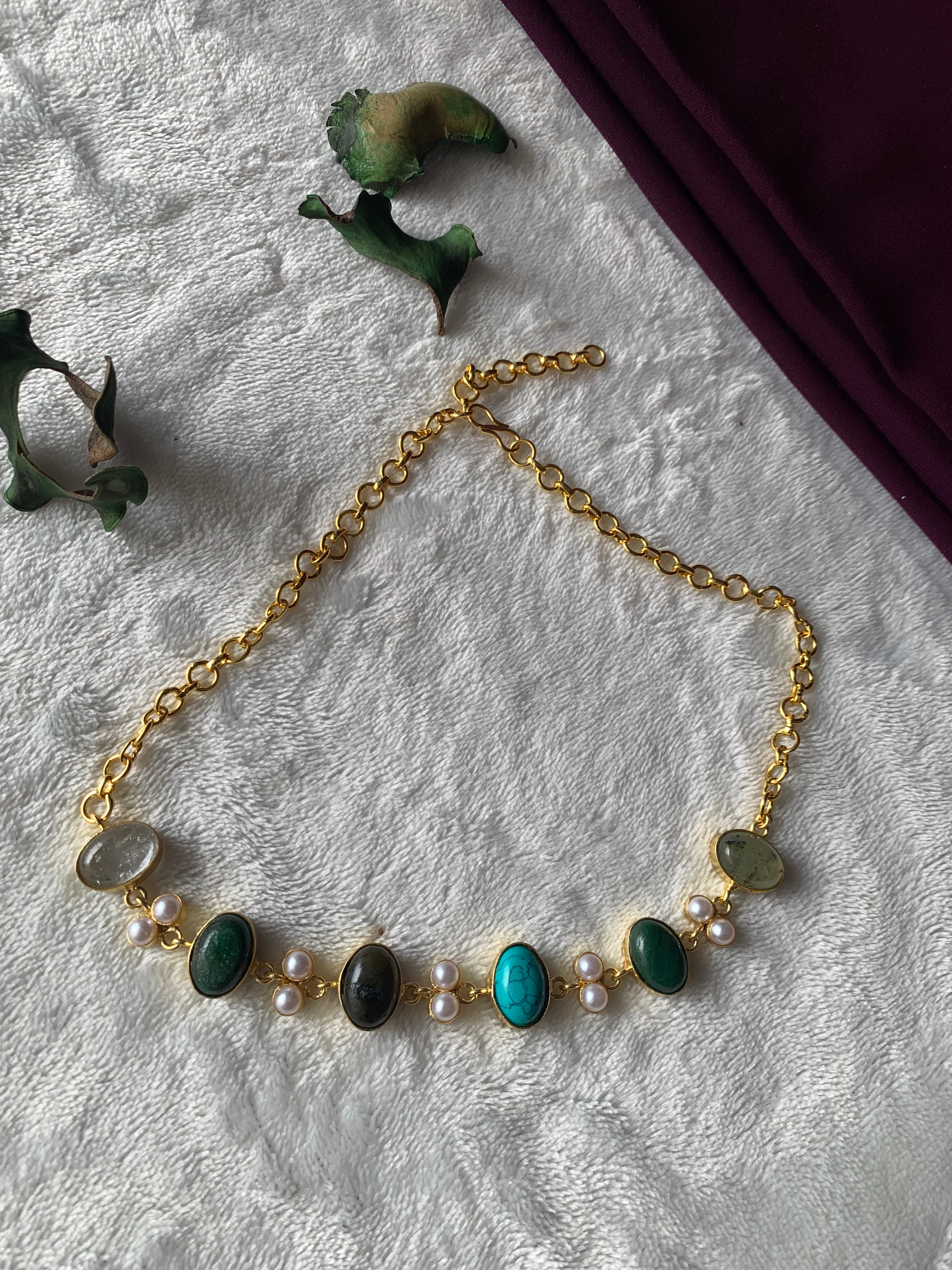 SANIYA - DOUBLE PEARL AND SHINY SINGLE STONE CHOKER
