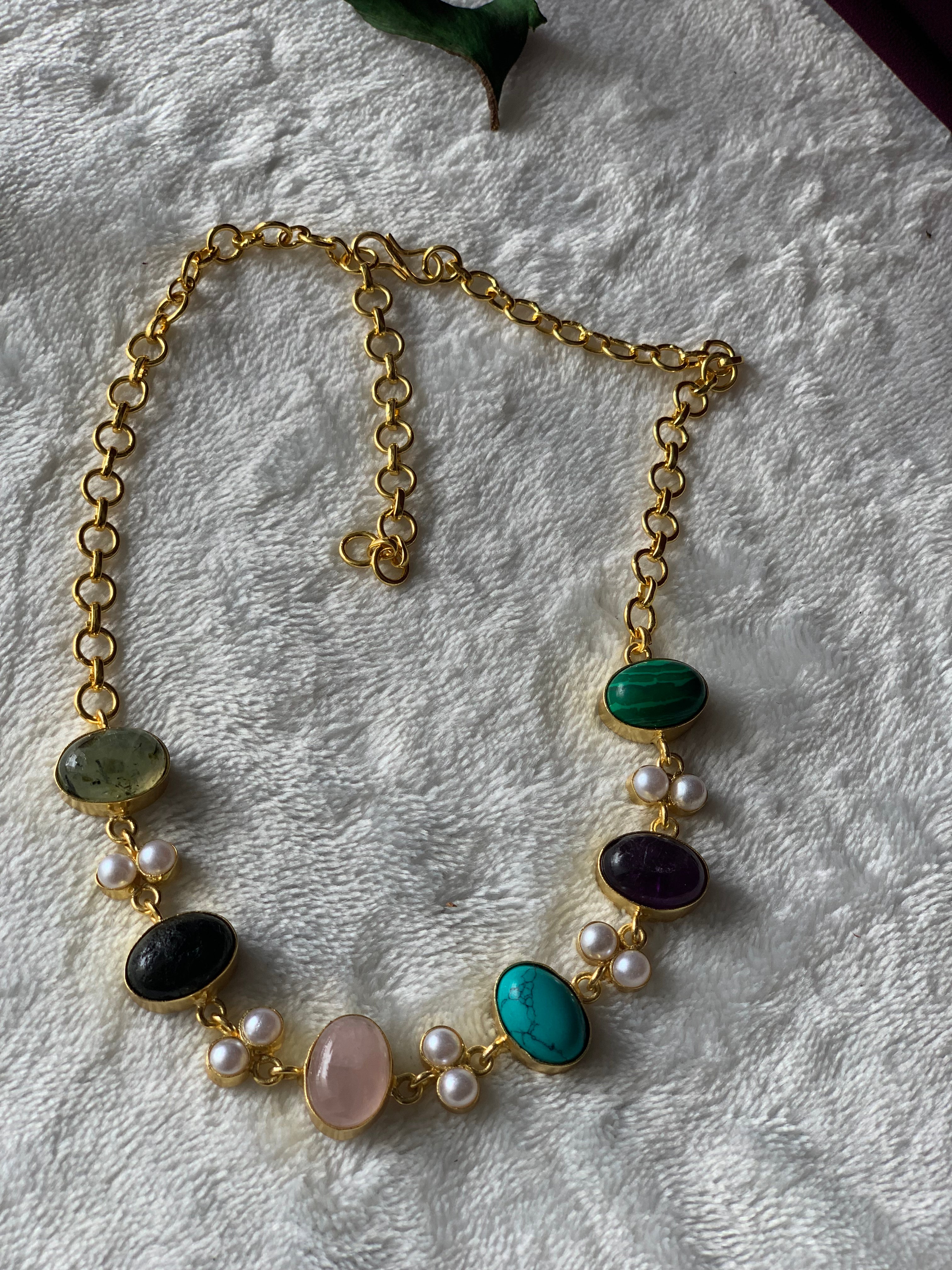 SANIYA - DOUBLE PEARL AND SHINY SINGLE STONE CHOKER