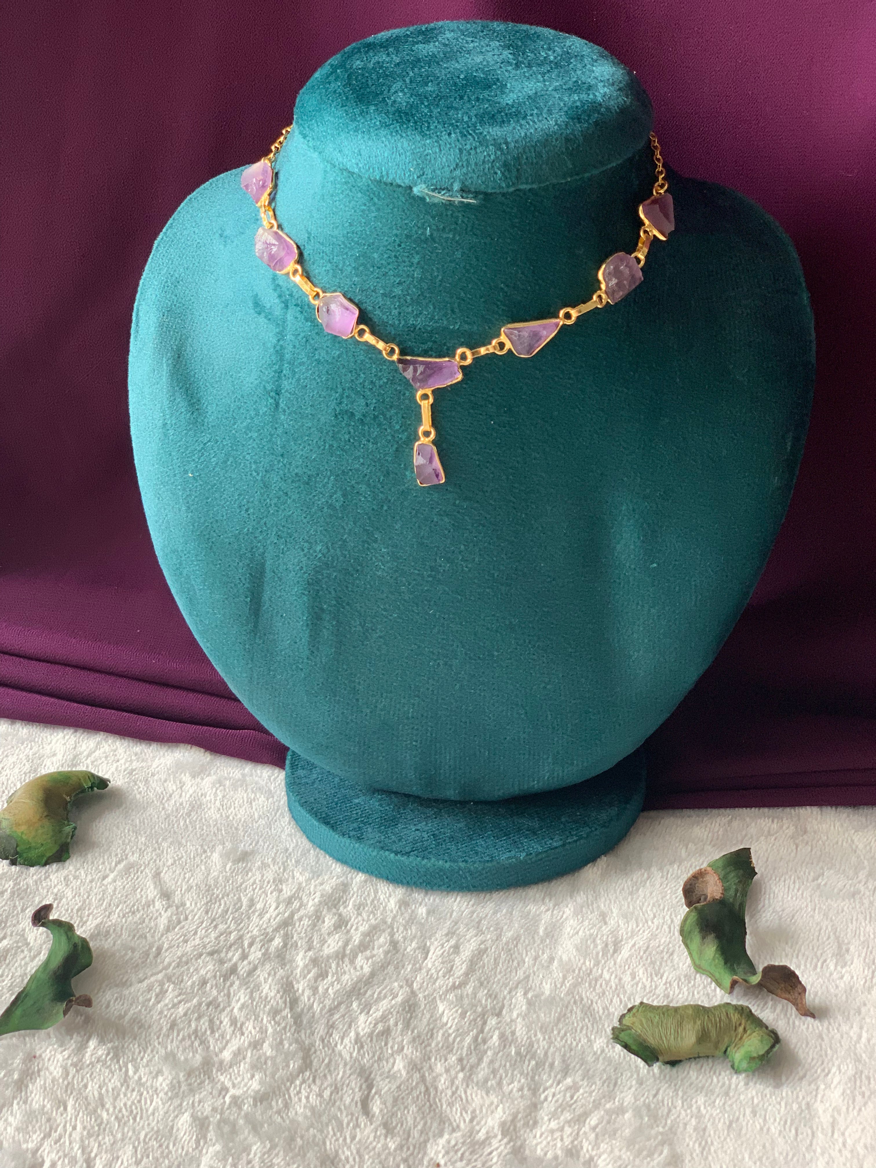 SHARI - UNEVEN RAW STONE CHOKER