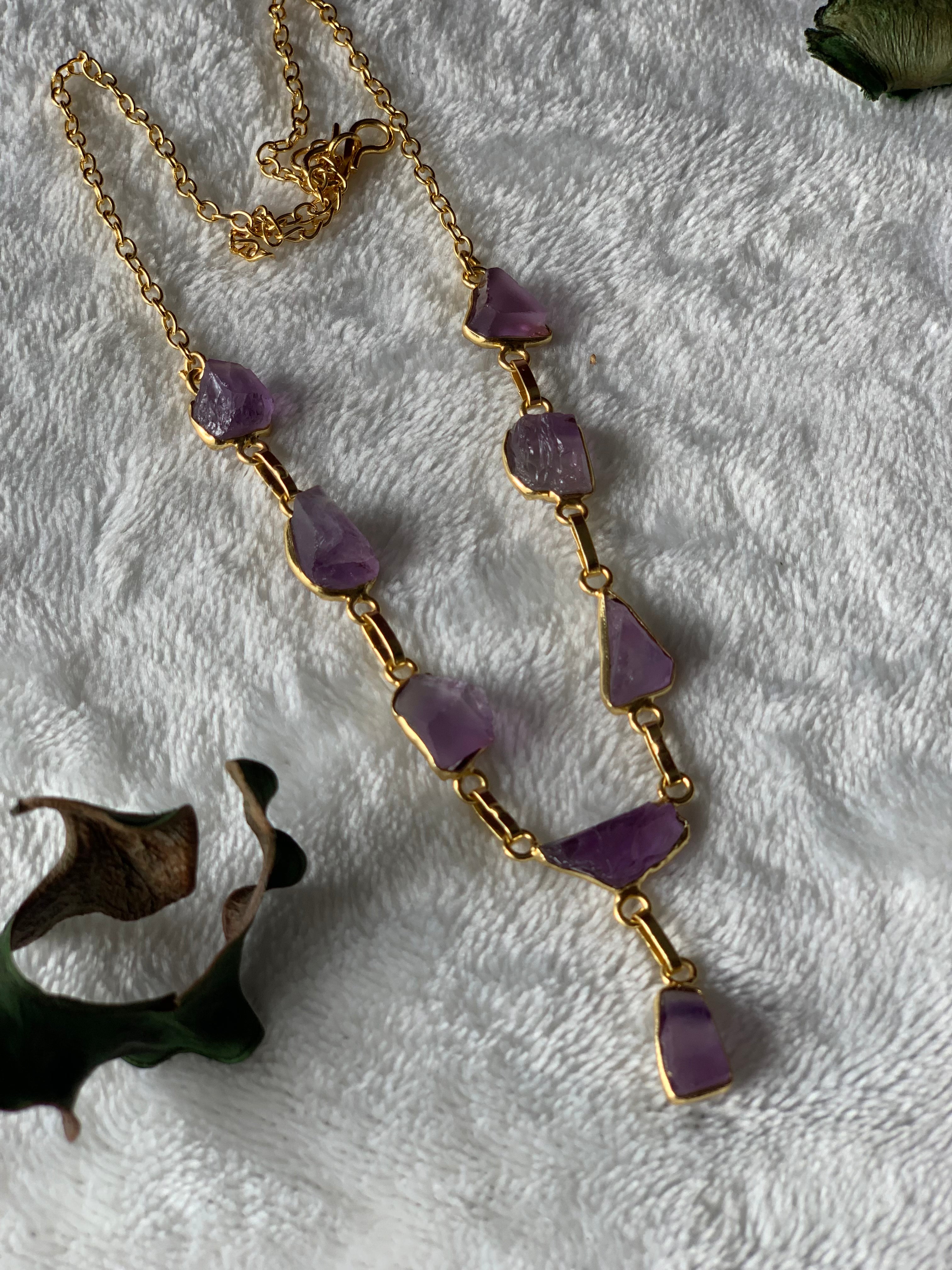 SHARI - UNEVEN RAW STONE CHOKER