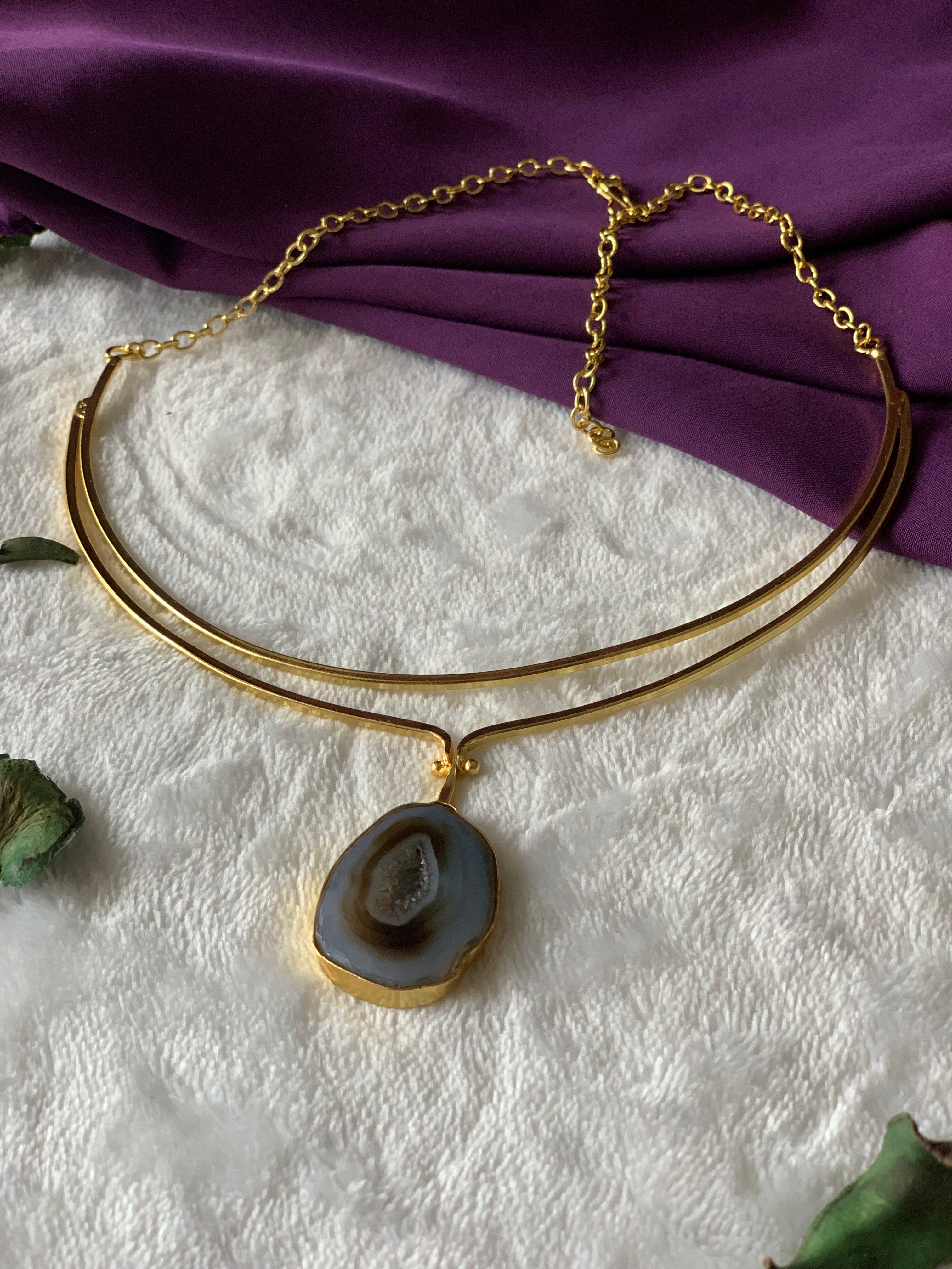 AIMY  - DYED QUARTZ DOUBLE LAYER NECKCUFF (HASLI)