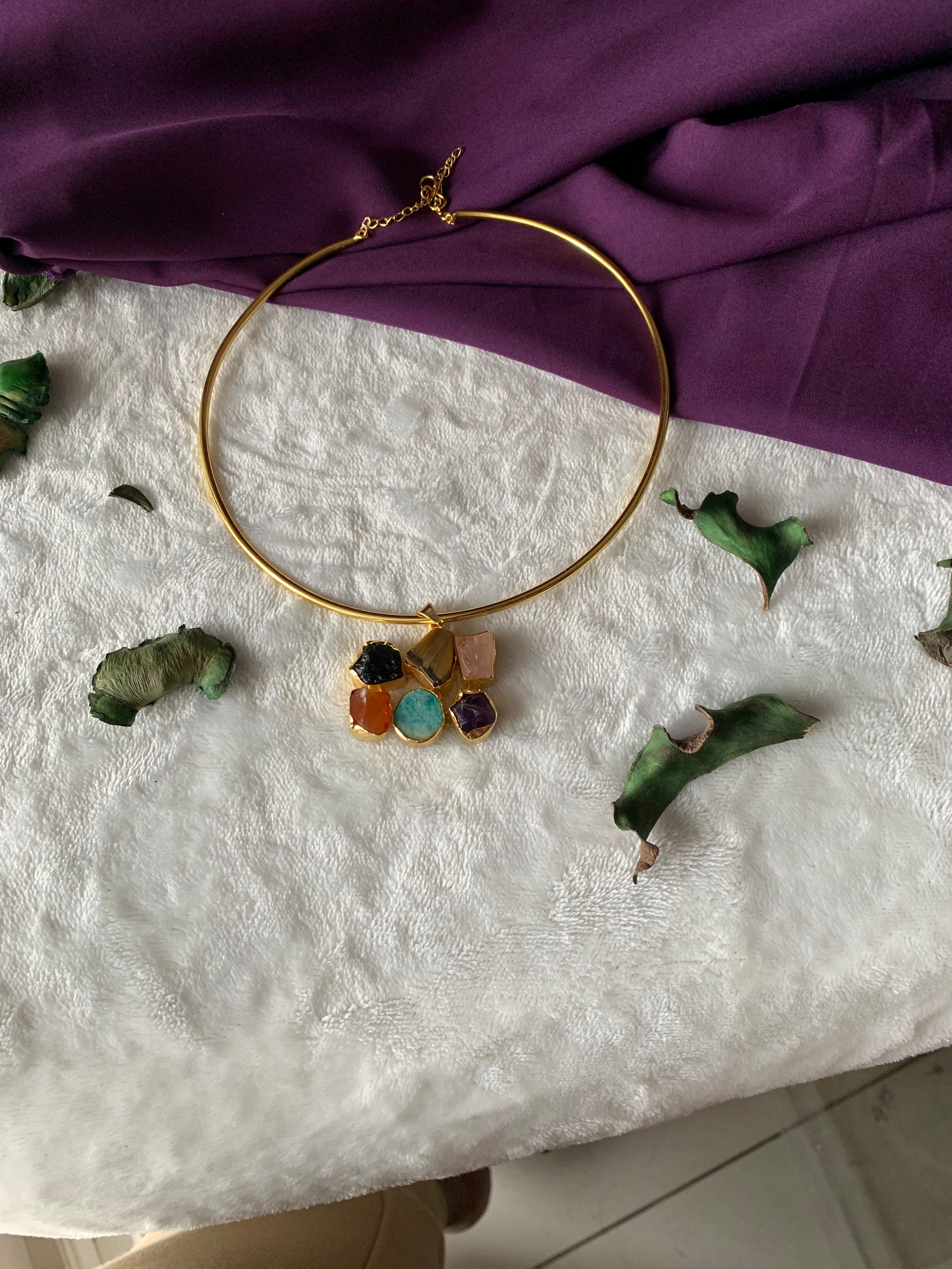 RAECHAL - MULTI RAWSTONE NECKCUFF (HASLI)