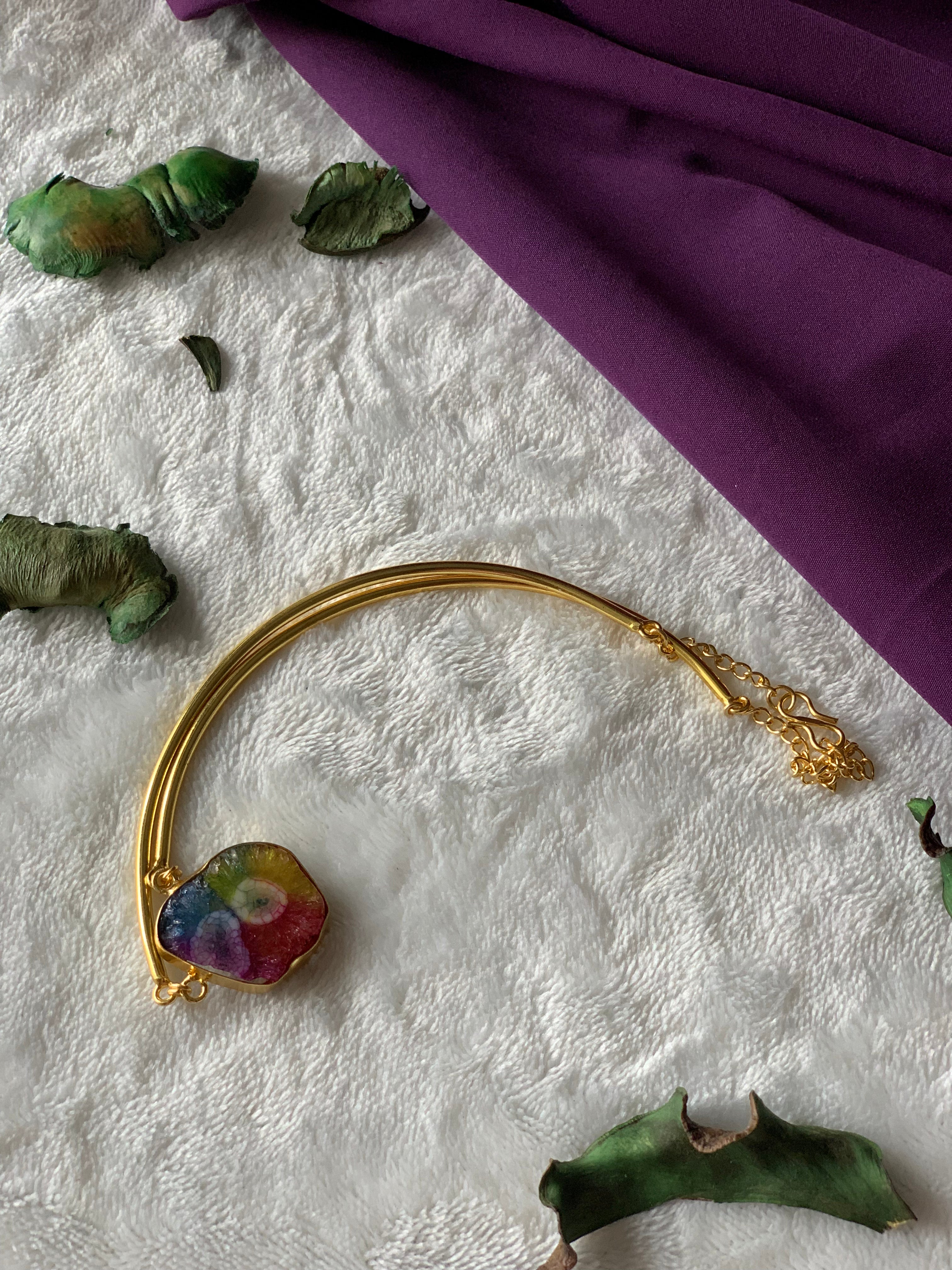 NORAH - DYED RAINBOW HALF NECKCUFF (HASLI)