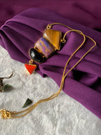 NEVAH - ASYMETRICAL MUTLISTONE PENDANT CHAIN NECKLACE