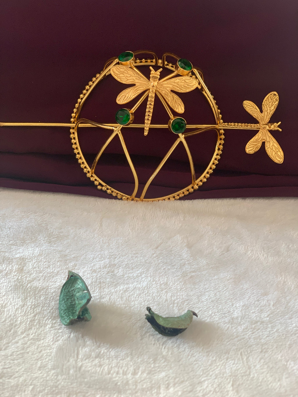 CLARA- GOLDEN DRAGONFLY QUAD STONE HAIR BUN