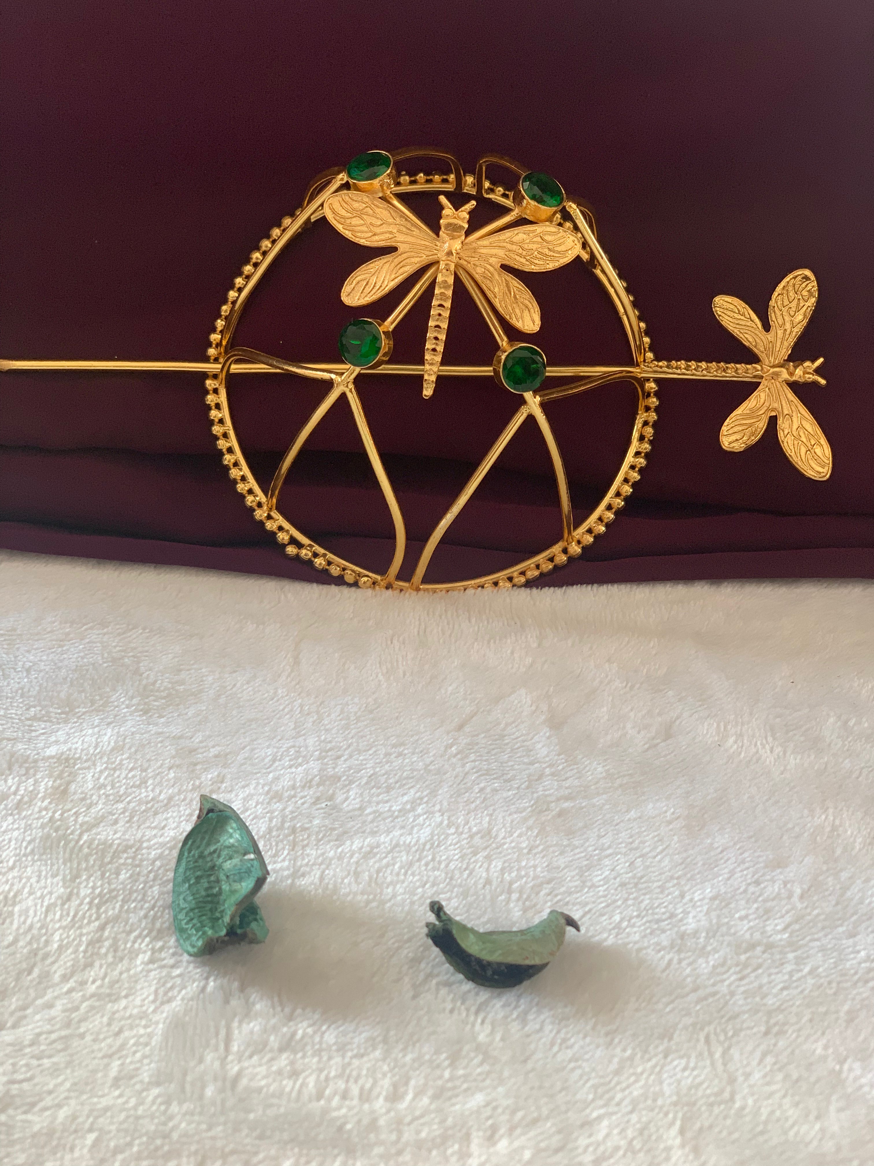 CLARA- GOLDEN DRAGONFLY QUAD STONE HAIR BUN