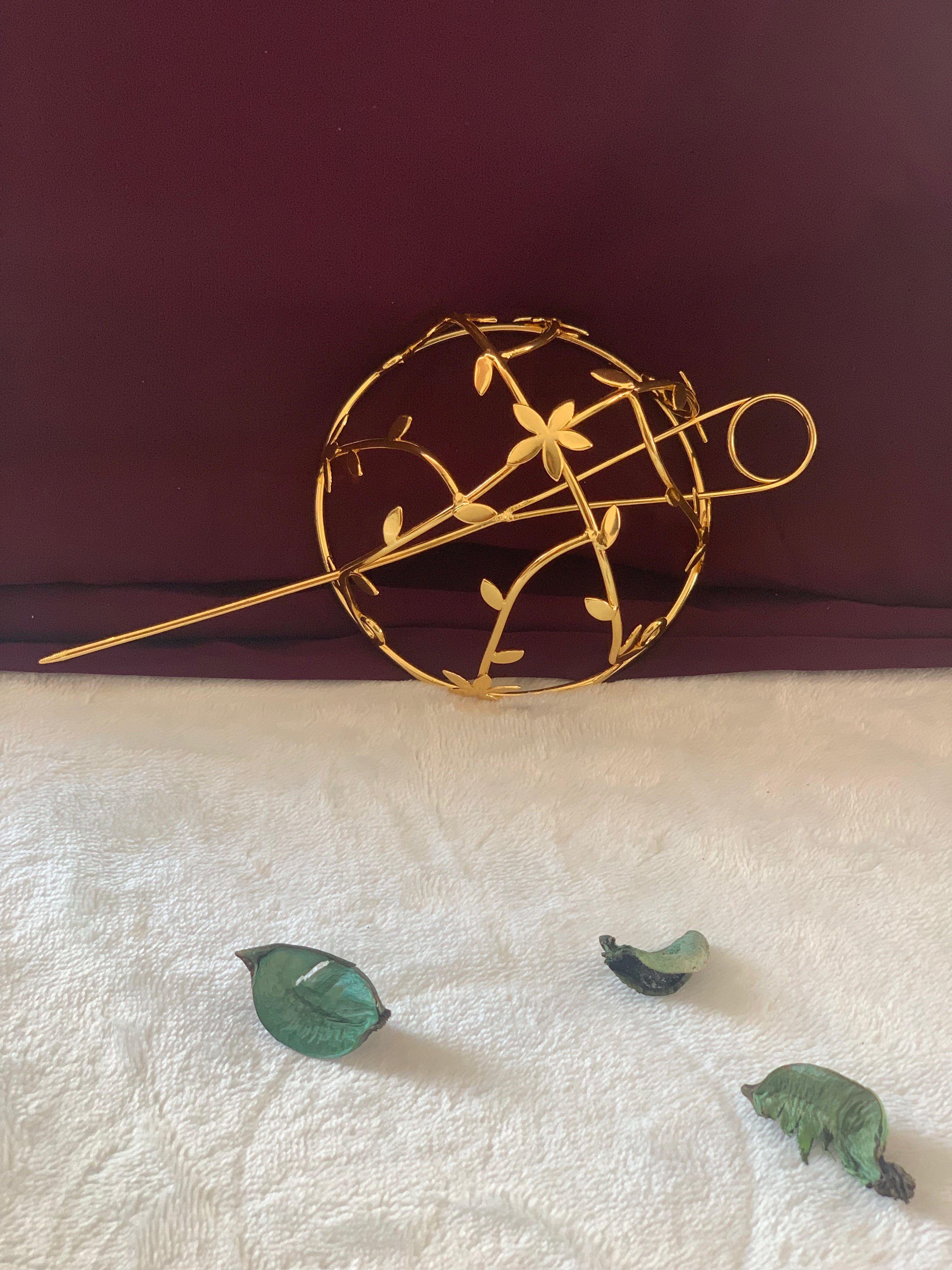 JHANVI - GOLDEN LEAF HAIR BUN