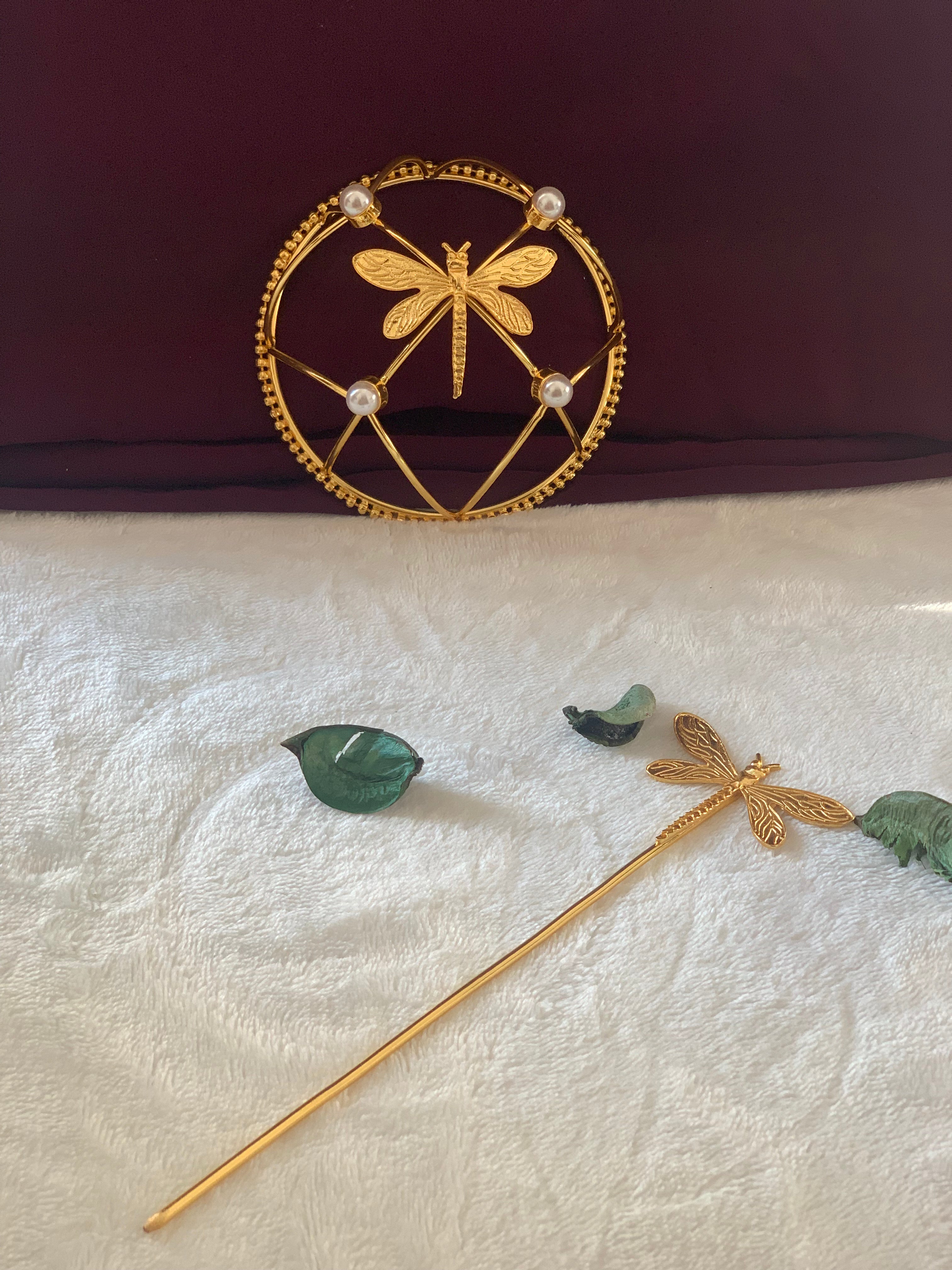 CLARA- GOLDEN DRAGONFLY QUAD STONE HAIR BUN