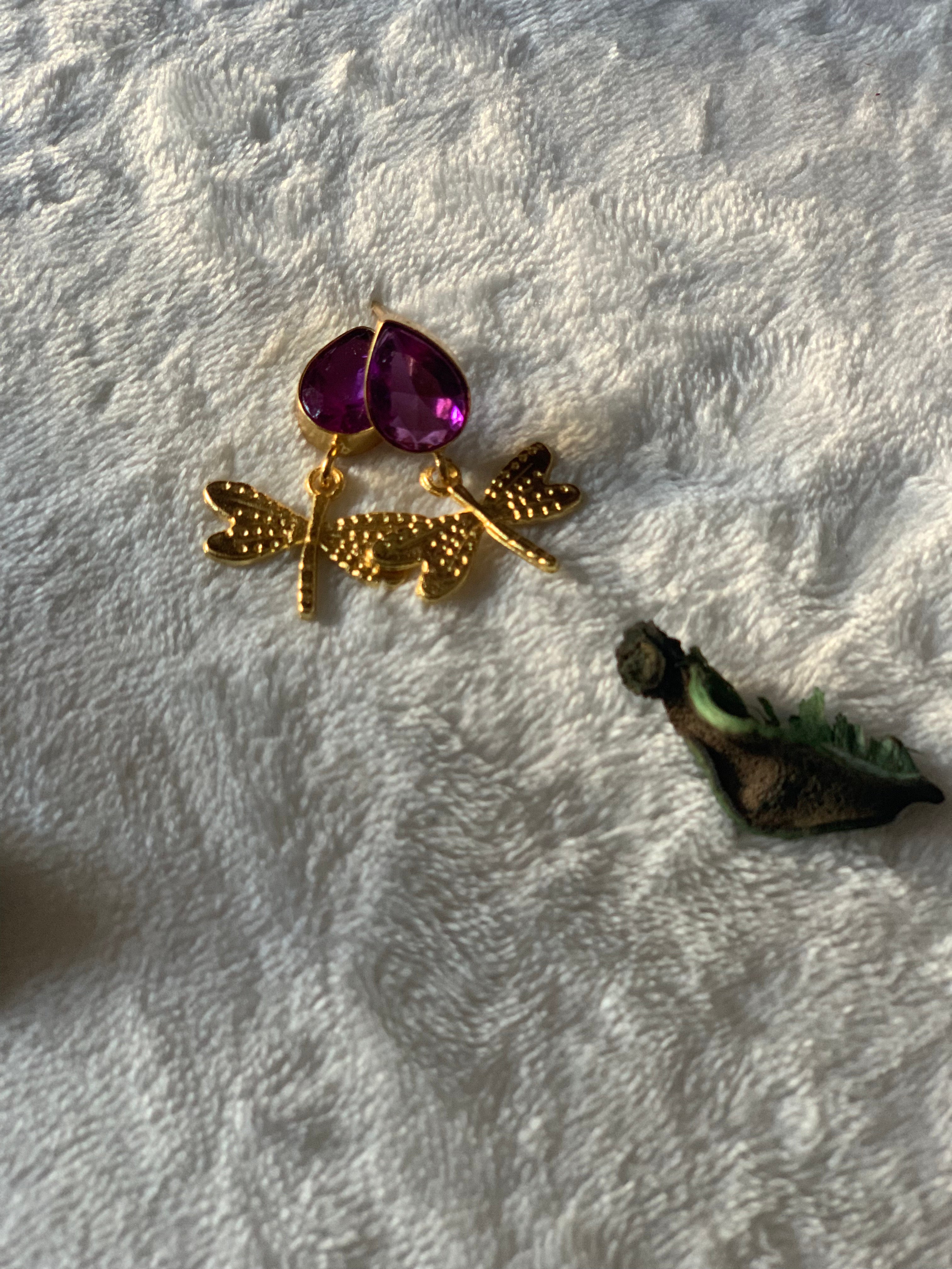 THUMBI - GOLDEN DRAGONFLY STONE DROP EARRINGS
