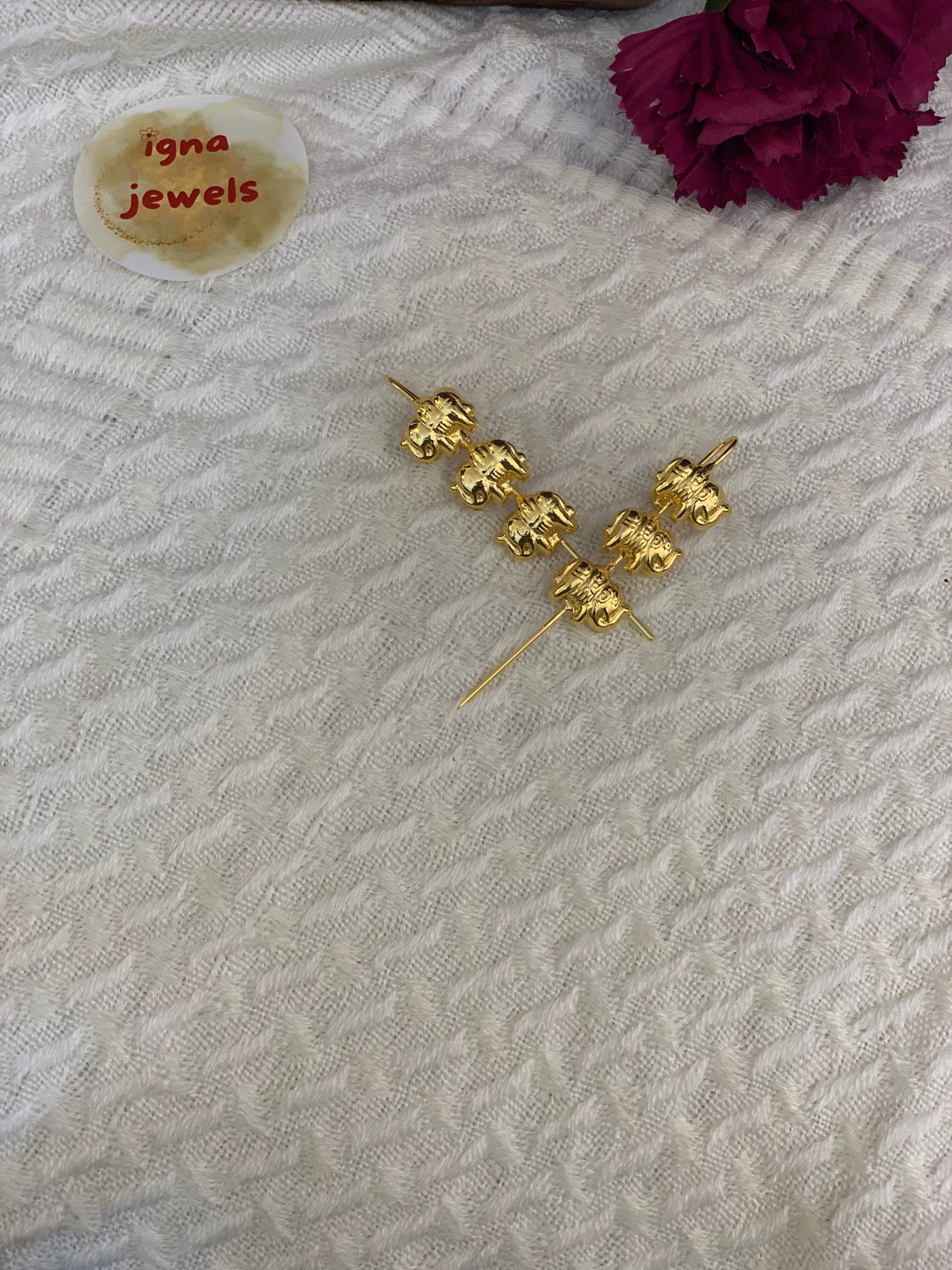 ELZA - GOLDEN ELEPHANT EARCUFFS