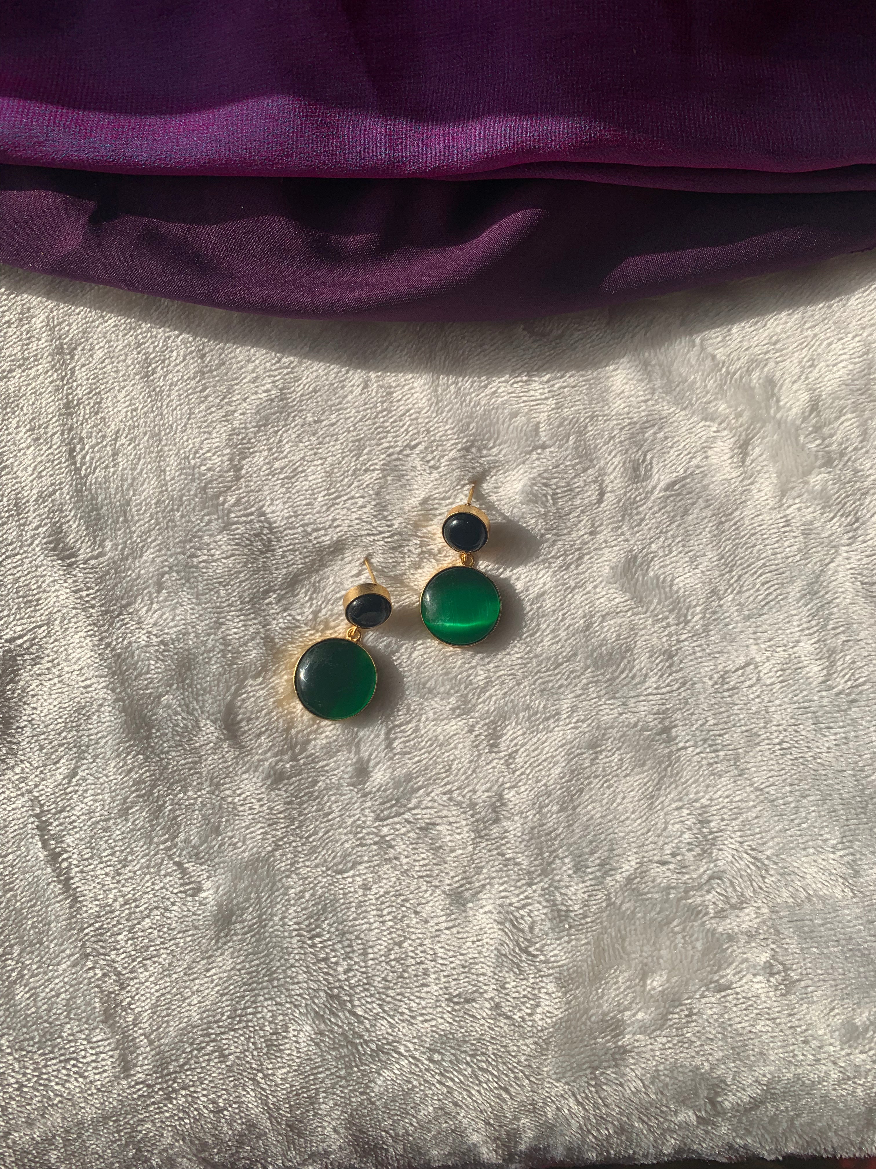 VERDORA - DUALSTONE SHINY DANGLER EARRINGS