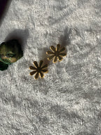 IRIS - OCTA PETALS GOLDEN STUD EARRINGS