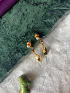 PURVA - PEARL TWIST GOLDEN EARRING