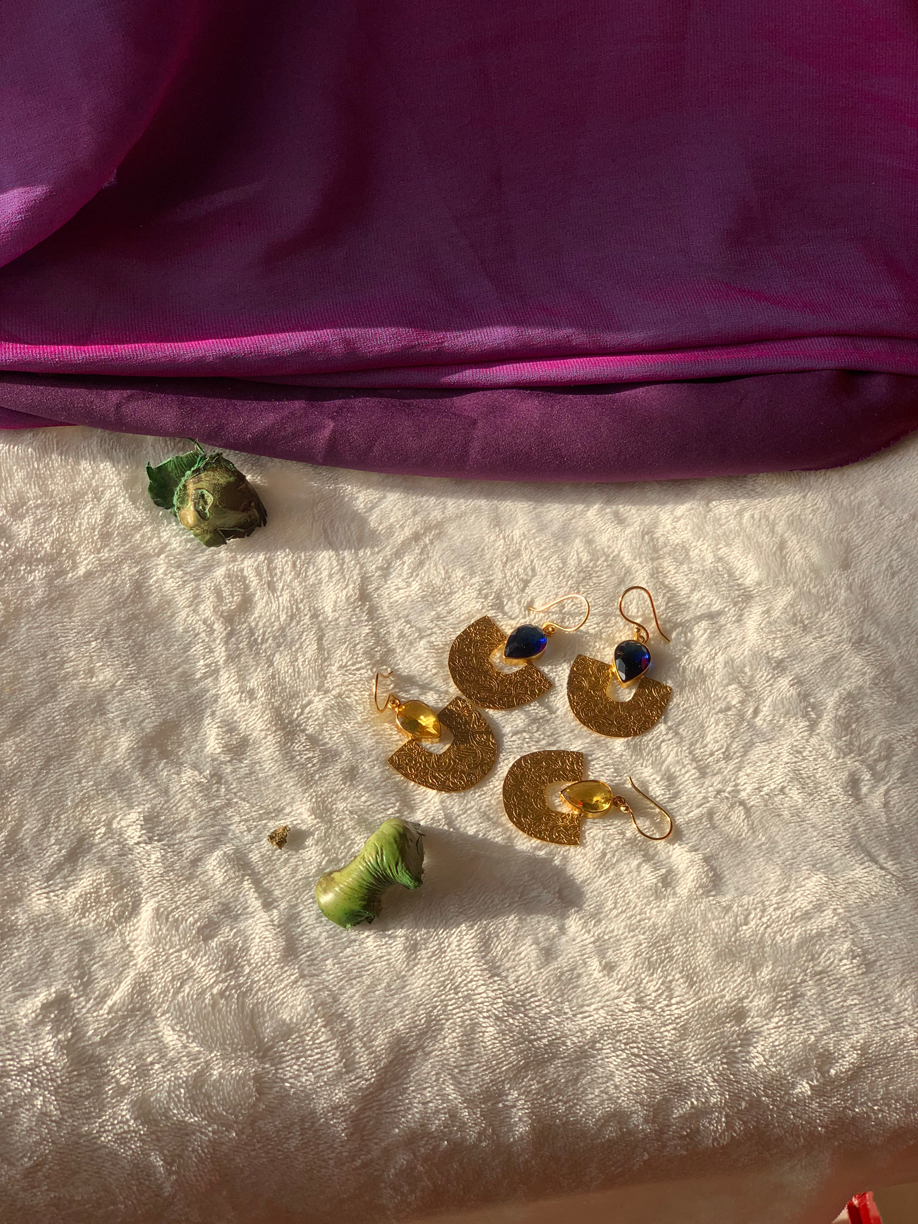 GITANJALI - SOLO STONE DANGLER EARRINGS