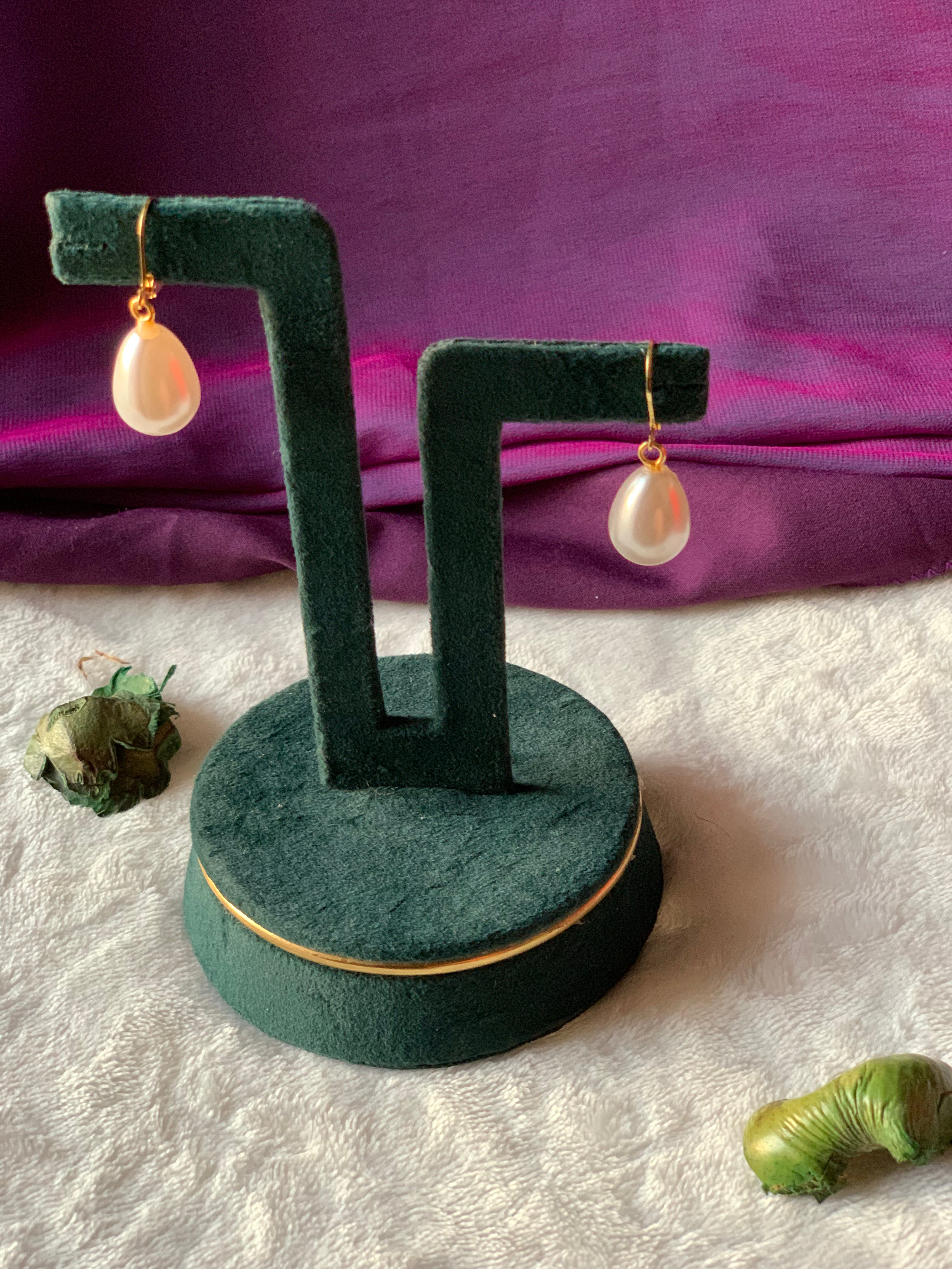 VENMA - PEARL DROP EARRINGS