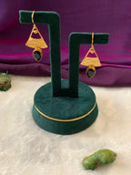 AYRA - GOLDEN TRIANGLE SOLO STONE EARRINGS