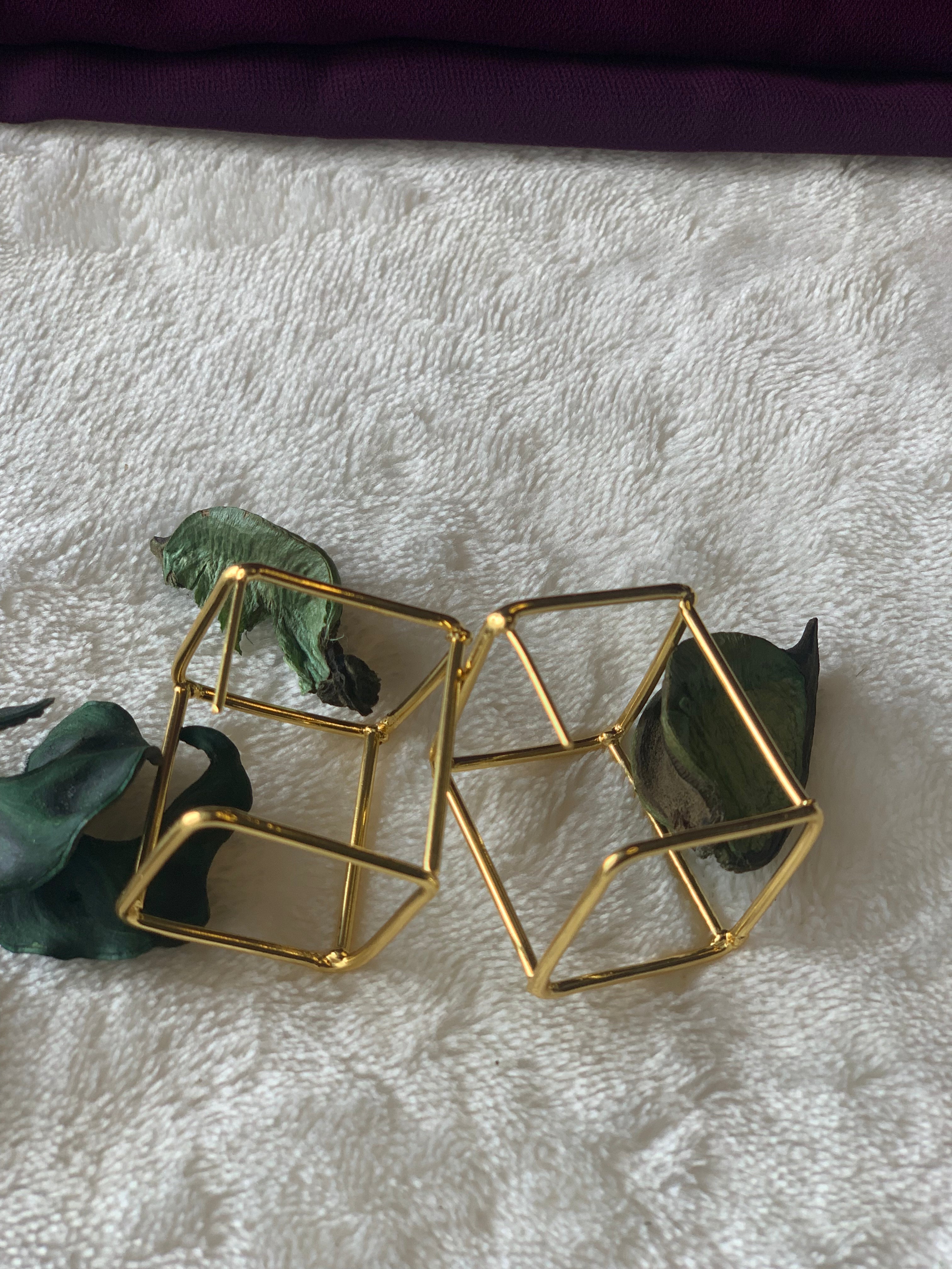 CUBIX - GOLDEN CUBE SHAPE CONTEMPORARY STUD EARRINGS