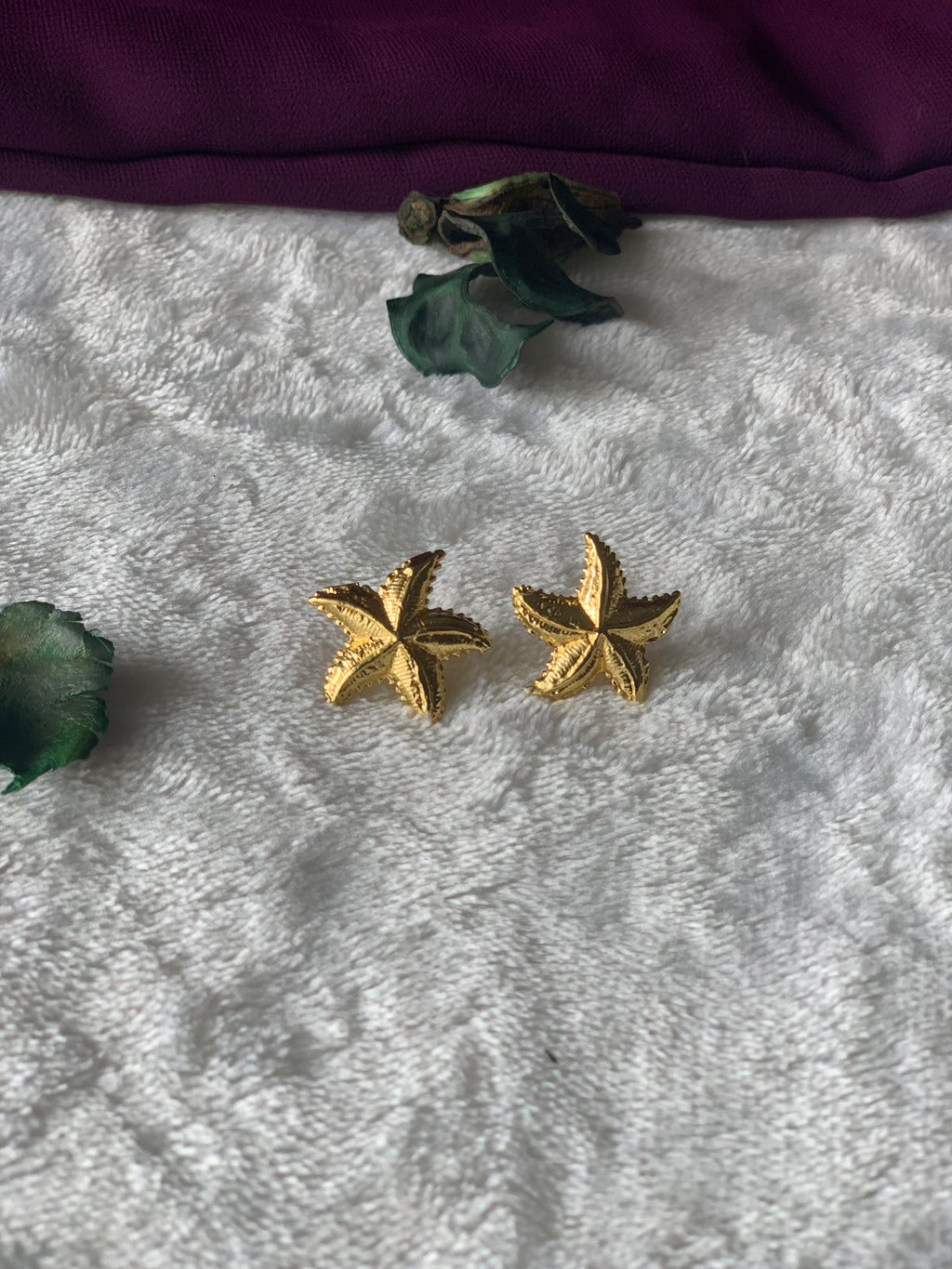 ANJANA - STARGISH GOLDEN STUD EARRINGS
