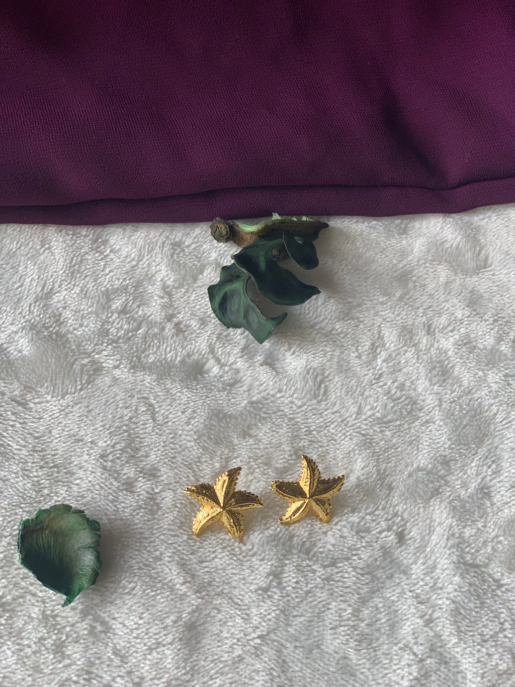 ANJANA - STARGISH GOLDEN STUD EARRINGS
