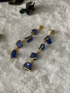 PIHU - DYED QUARTZ DANGLER EARRINGS