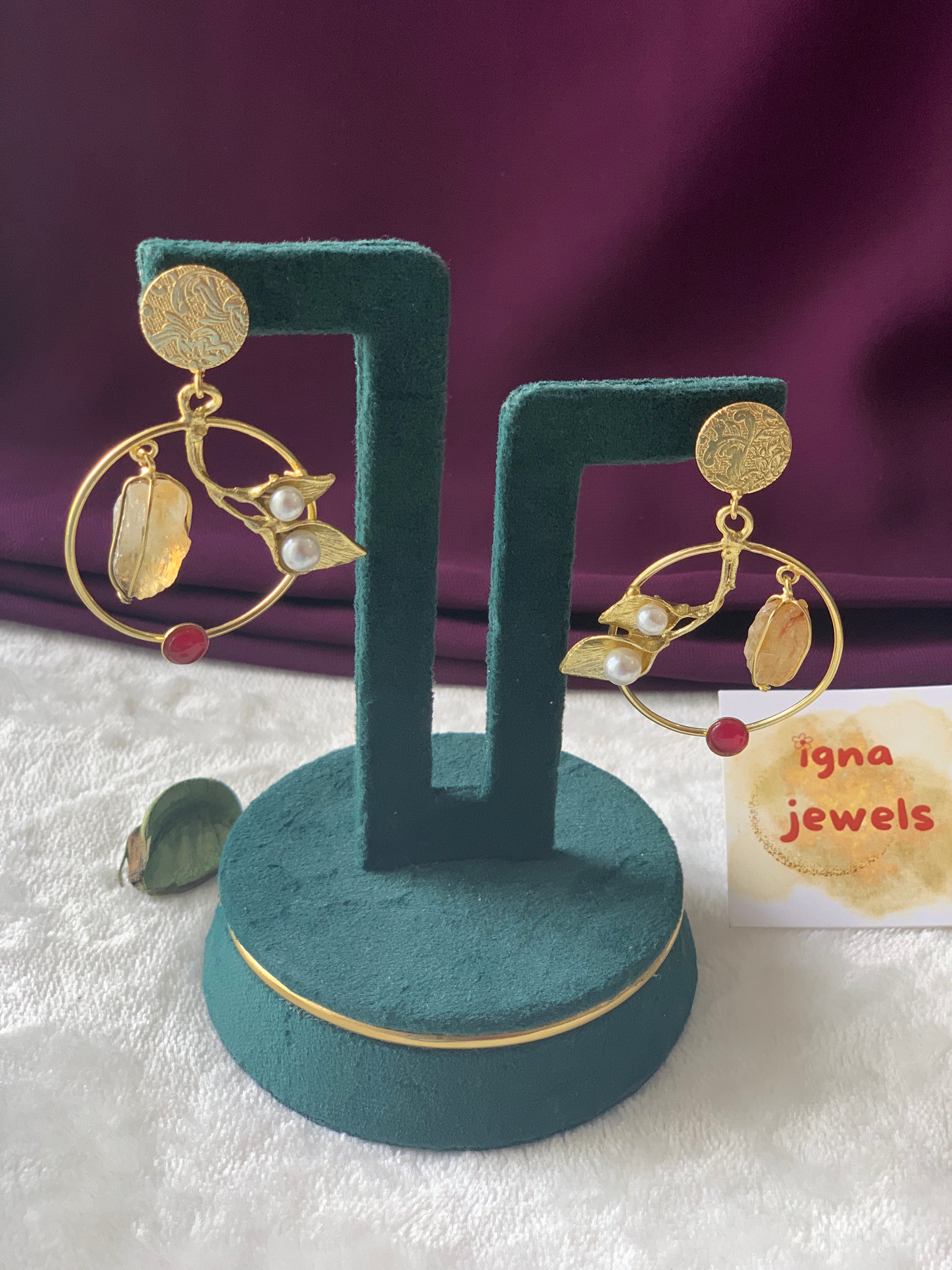 PRIYA - GOLDEN PEARL FLOWER BUDS WITH RAW STONE CHANDBALI EARRINGS