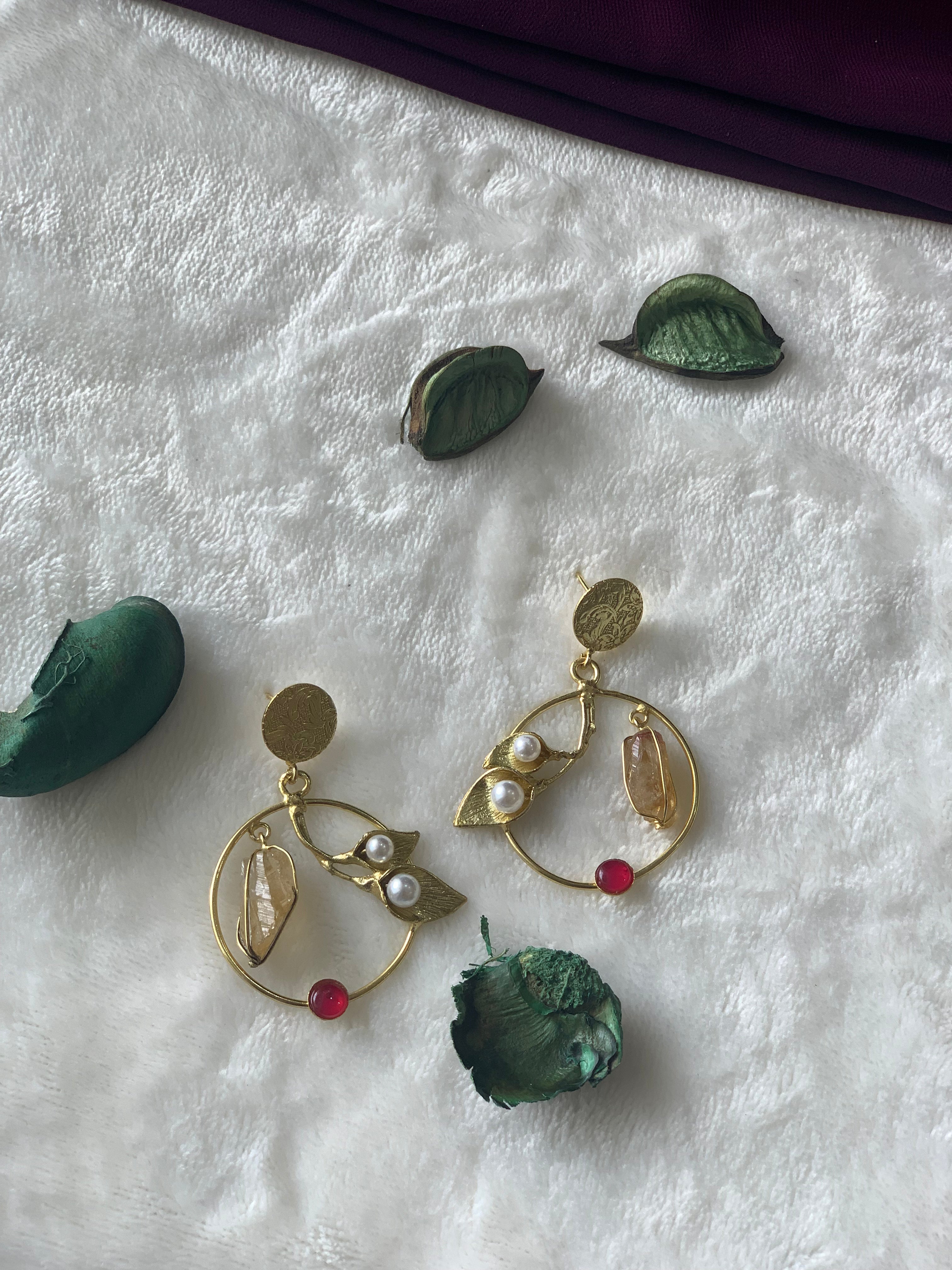 PRIYA - GOLDEN PEARL FLOWER BUDS WITH RAW STONE CHANDBALI EARRINGS