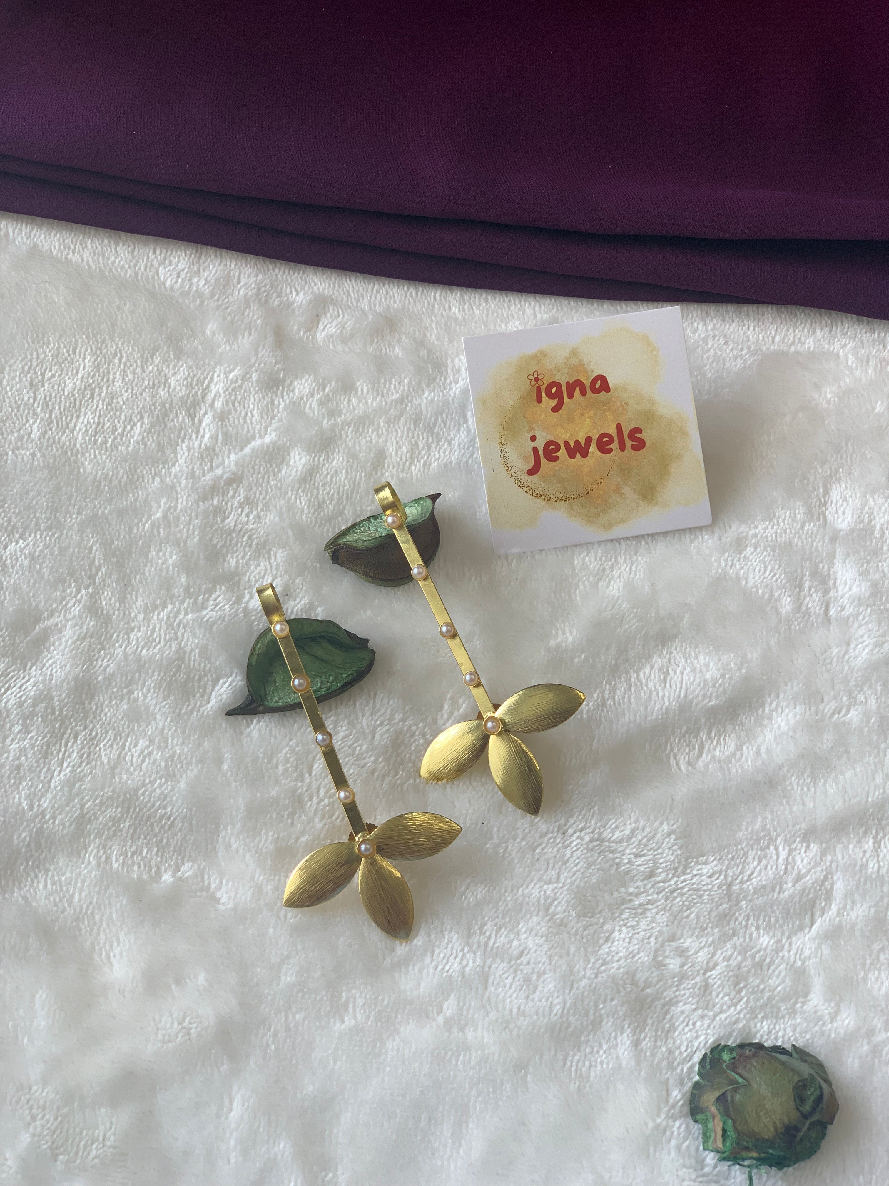 BRITTANY - TRIFLOWER MICRO PEARL PIERCED EARCUFFS