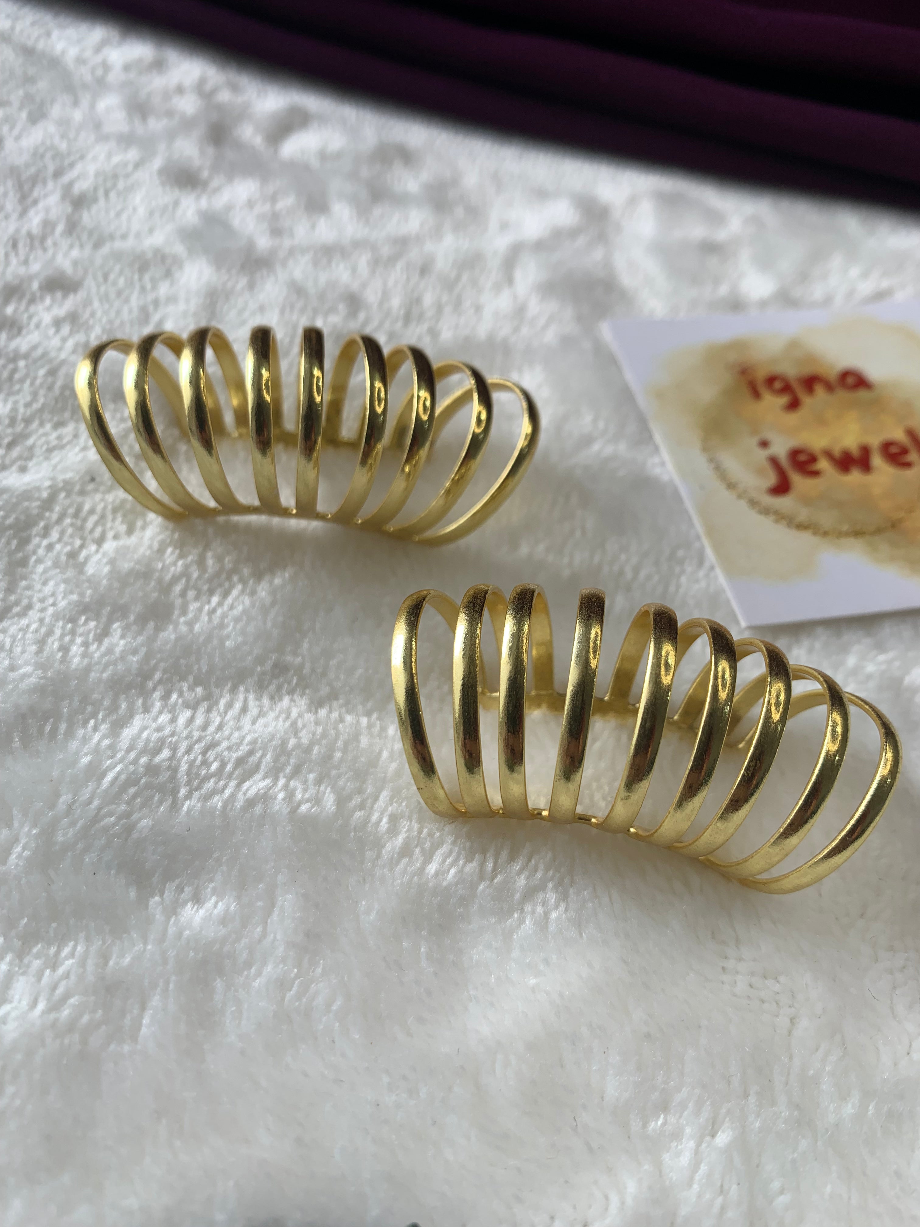 REBECCA - GOLDEN MILLIPED PRESS ON EARCUFFS