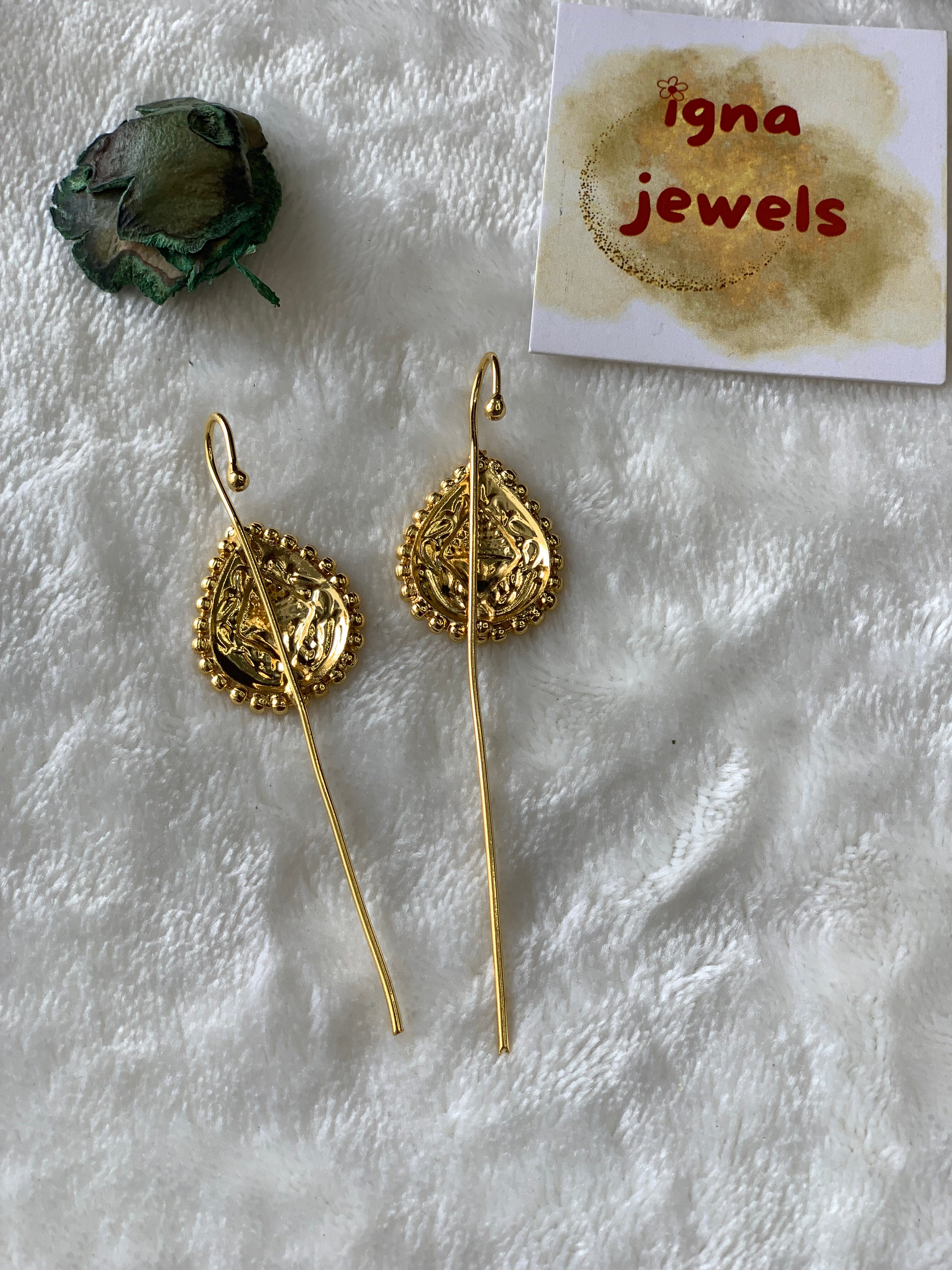 ALICE- GOLDEN INVERSE DROP EARCUFFS