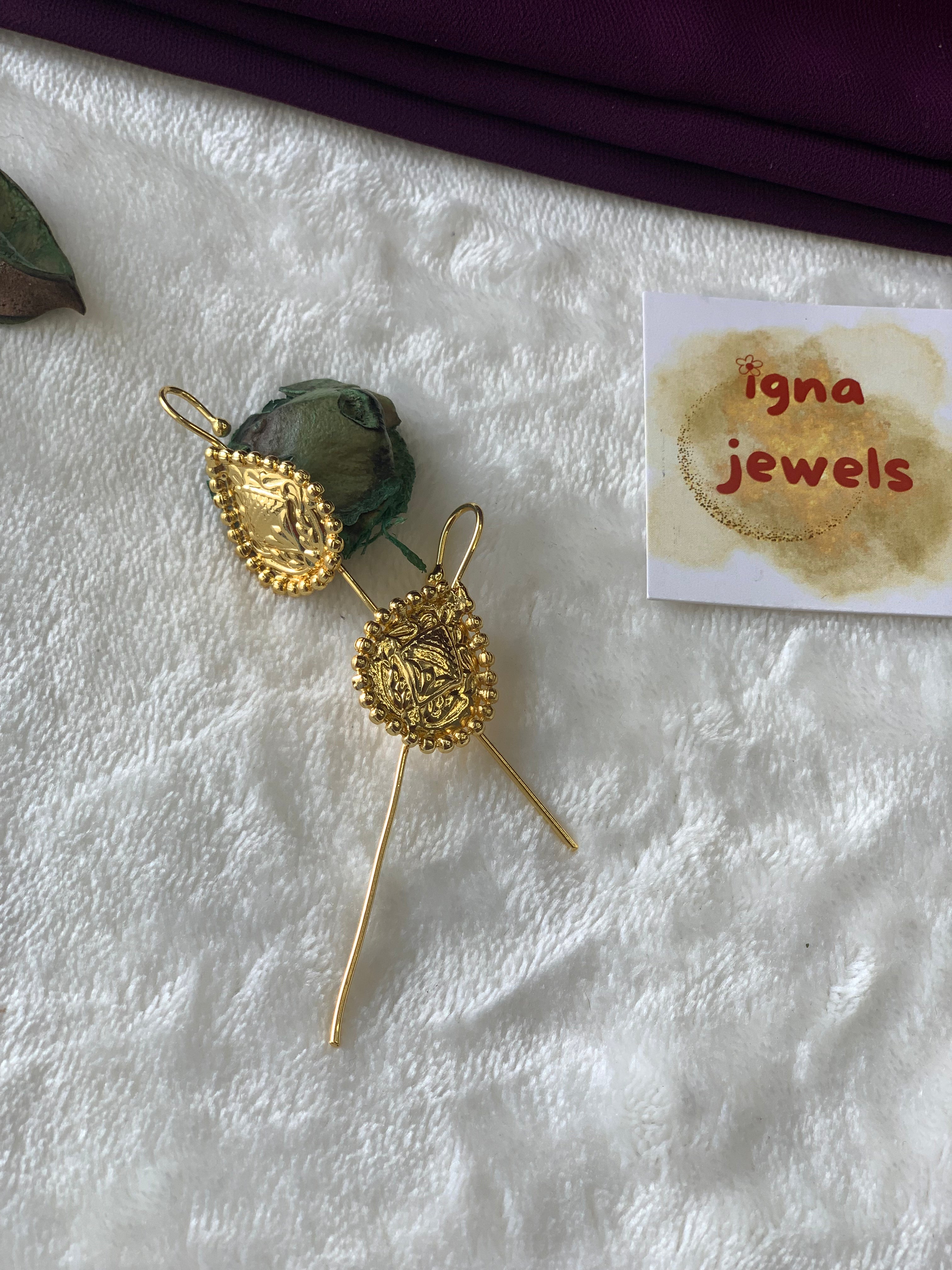 ALICE- GOLDEN INVERSE DROP EARCUFFS