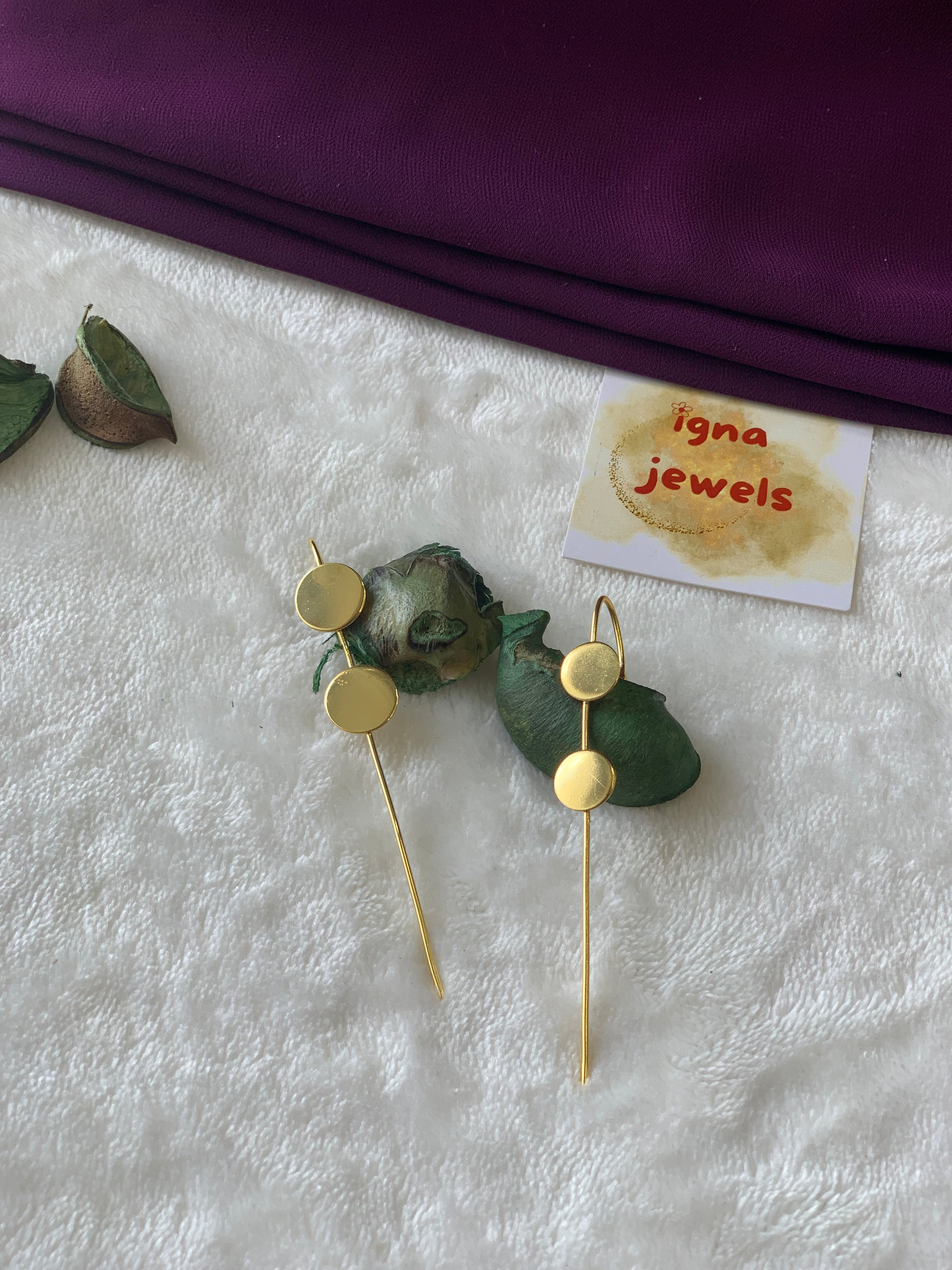 JODIE- GOLDEN DUAL CIRCLE EARCUFFS