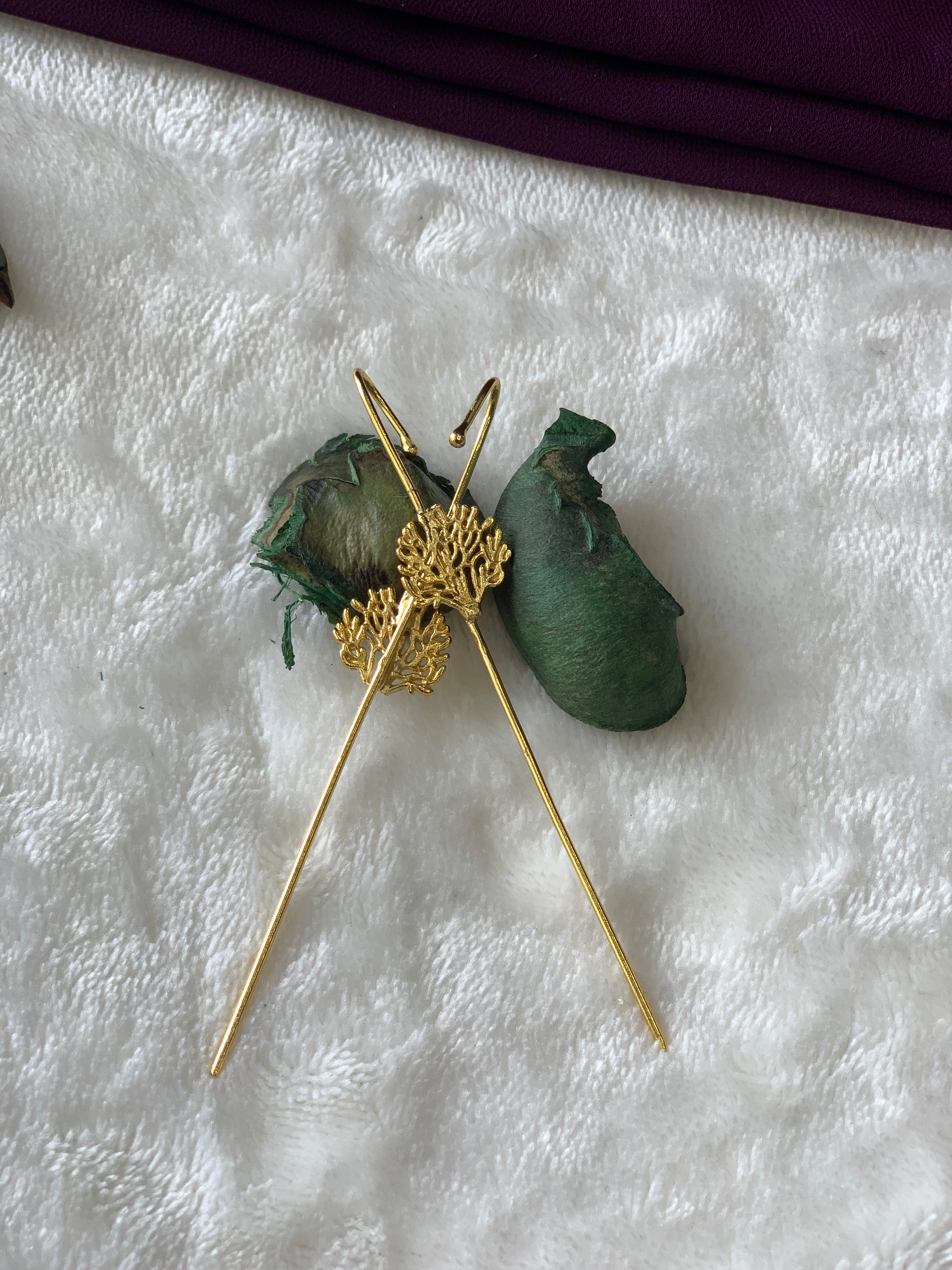 SCARLET - GOLDEN DUAL TREE EARCUFFS