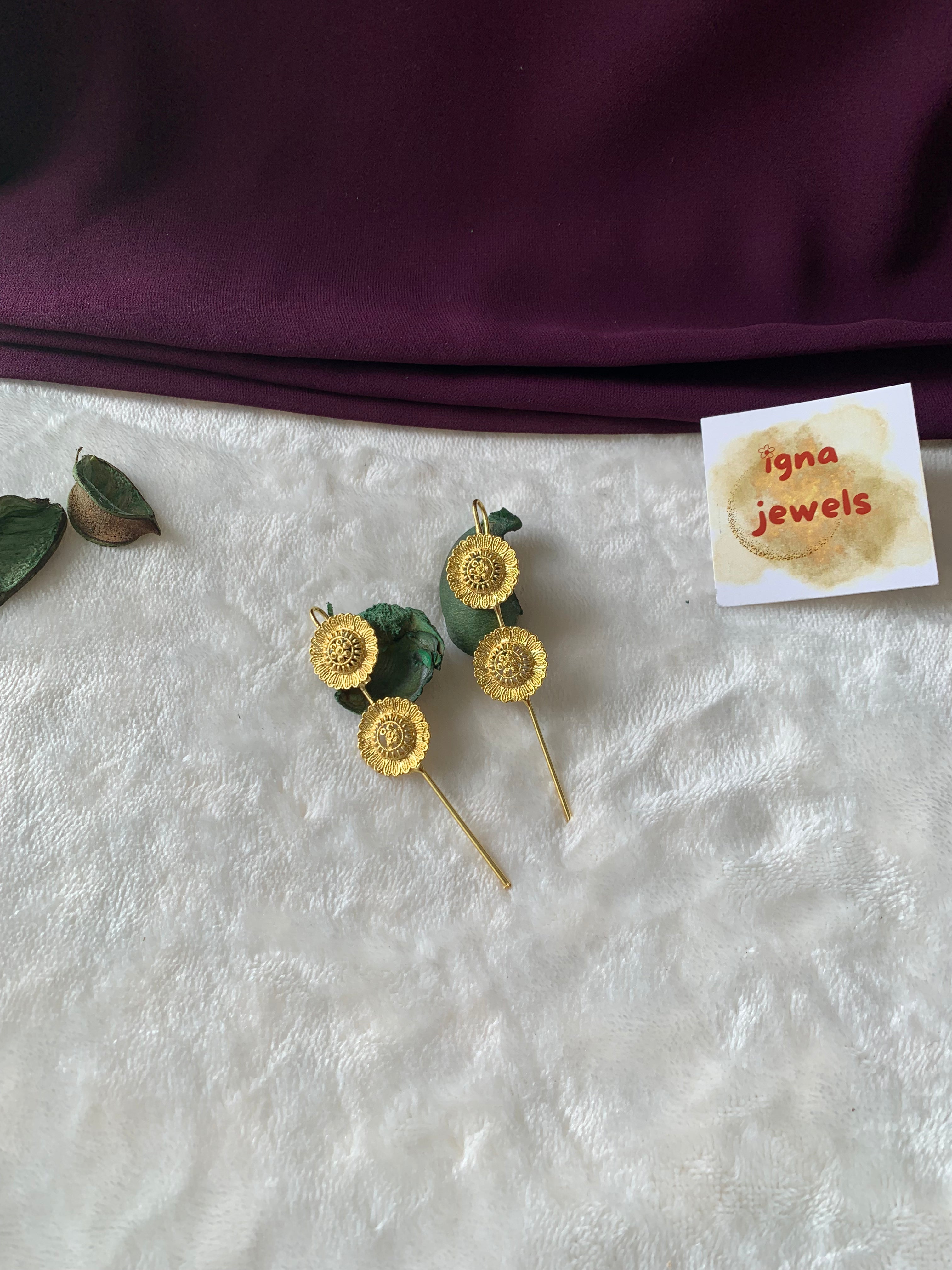 KEIRA- GOLDEN DUAL POOKALAM EARCUFFS