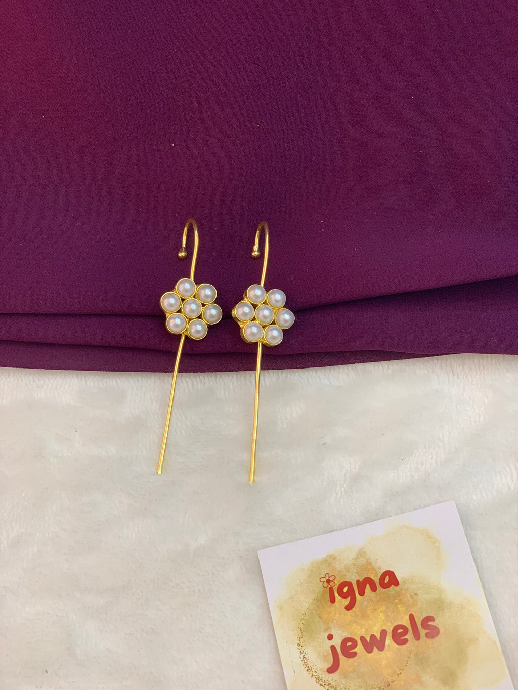 AMBER - GOLDEN PEARL PENT PETAL FLOWR EARCUFFS