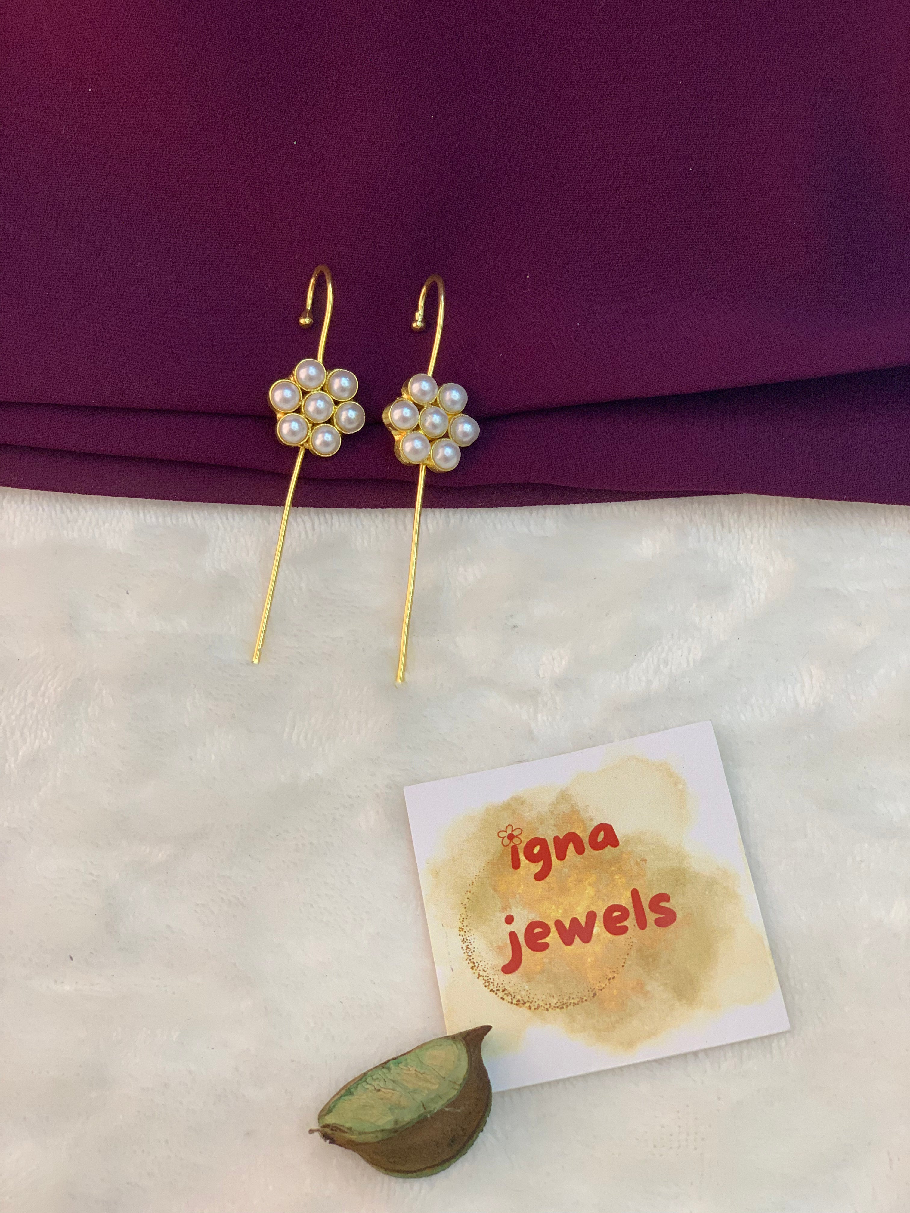 AMBER - GOLDEN PEARL PENT PETAL FLOWR EARCUFFS