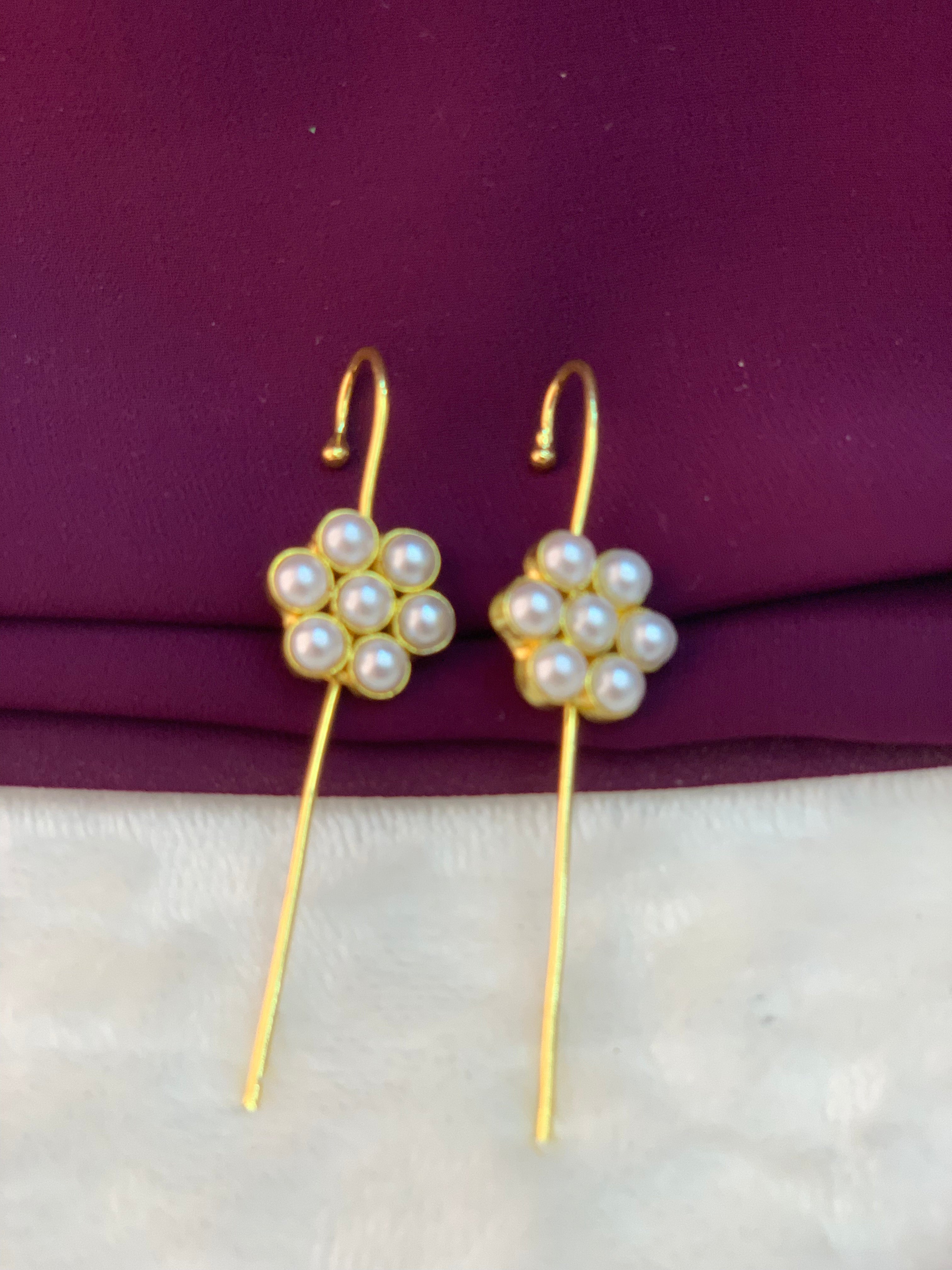 AMBER - GOLDEN PEARL PENT PETAL FLOWR EARCUFFS