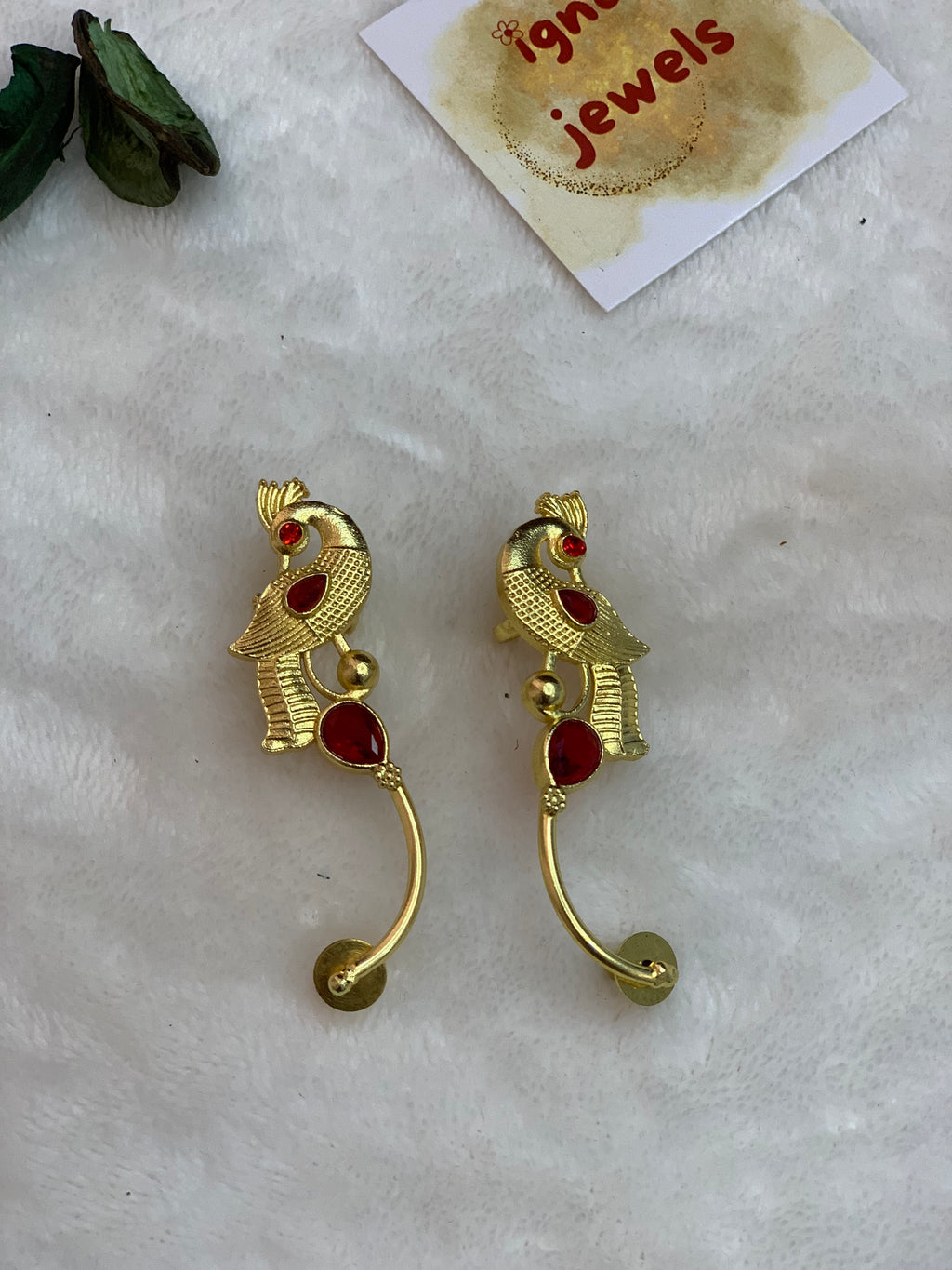 ISLA- PEACOCK  AND STONE PIERCED EARCUFFS