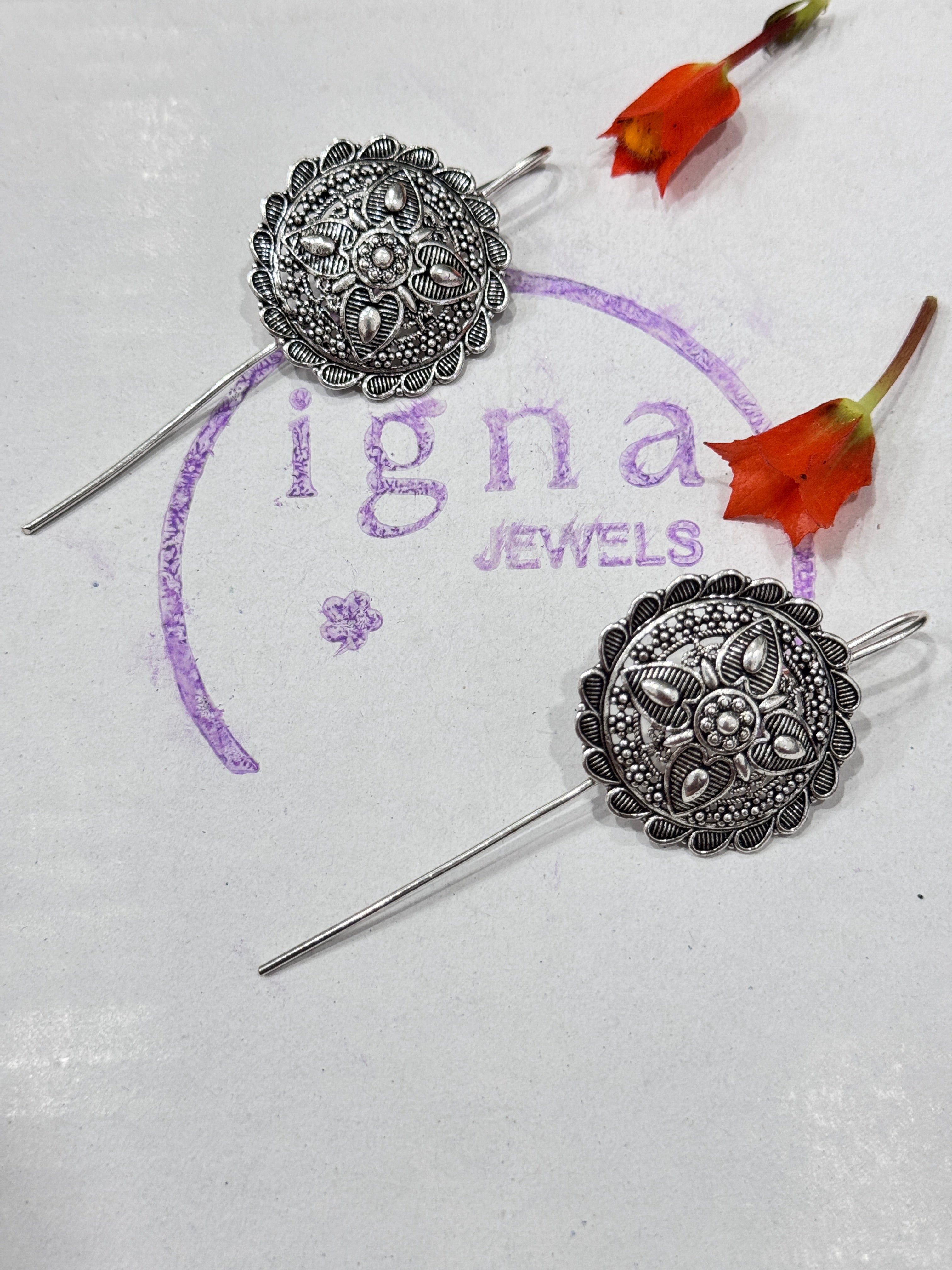 MOLLY - SILVER PLATED BIG RANGOLI DESIGN EAR CUFFS