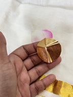 ARSU- MATT GOLD WRINKLED CIRCLE RING