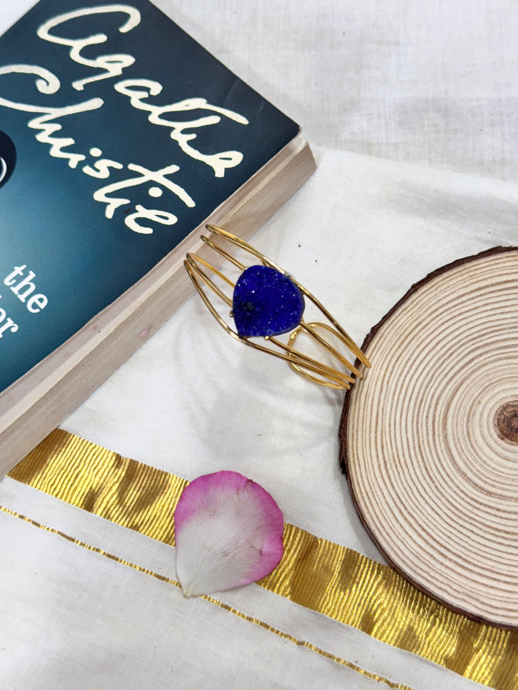 JINSHA - GOLDEN 4 LINES HEART RAW STONE ADJUSTABLE BANGLE