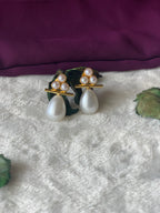 YUKTI - TRI PEARL TEARDROP STUD EARRINGS